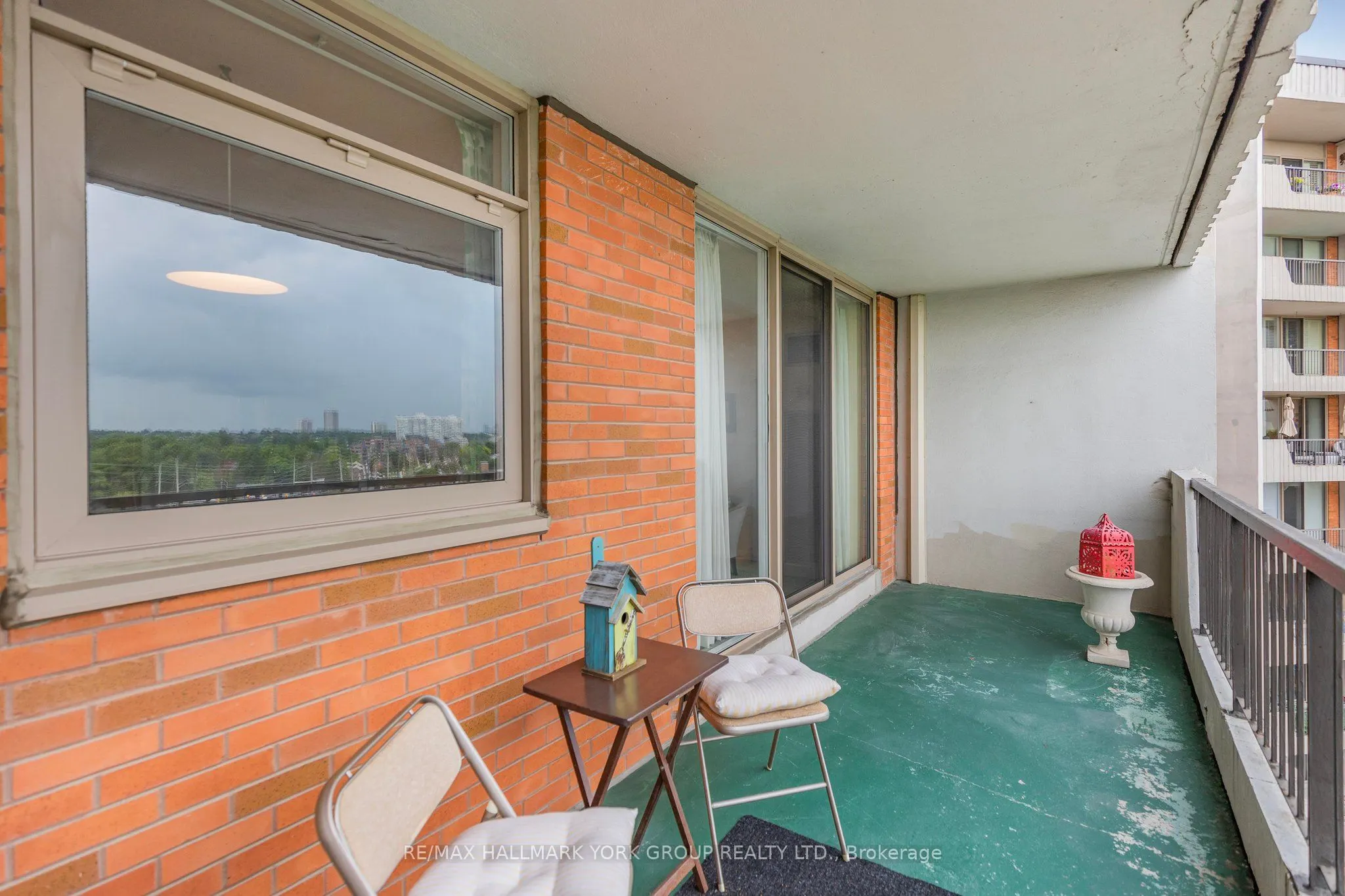 7811 Yonge Street, #1007