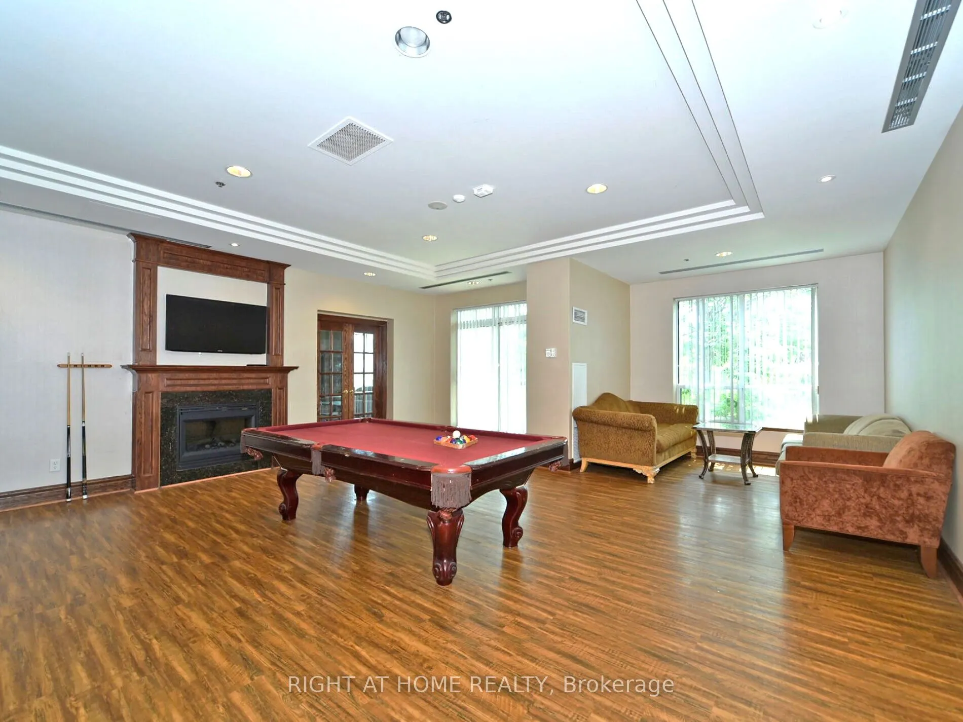 51 Baffin Court, #501