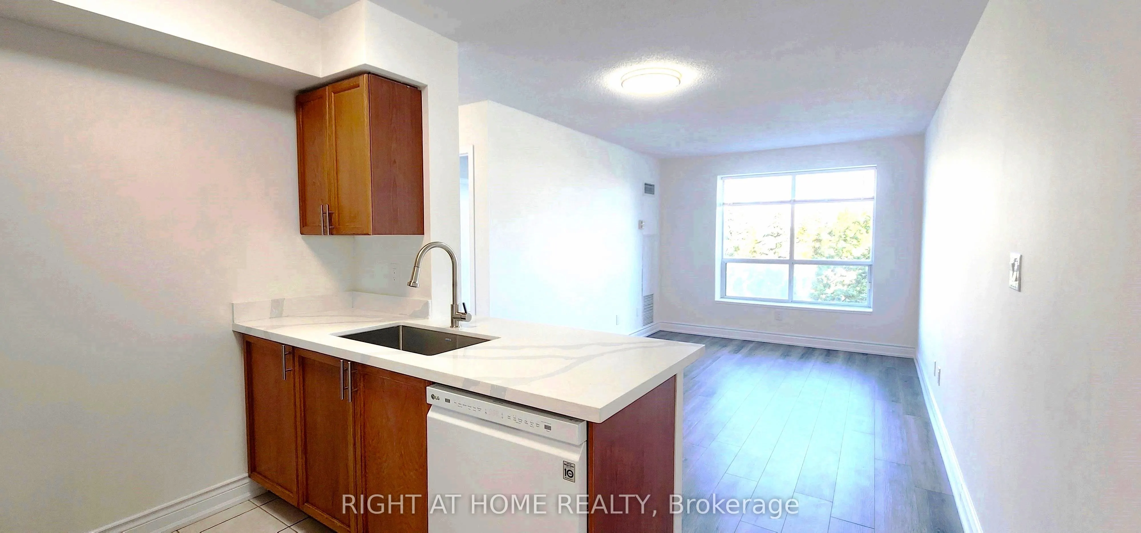 51 Baffin Court, #501