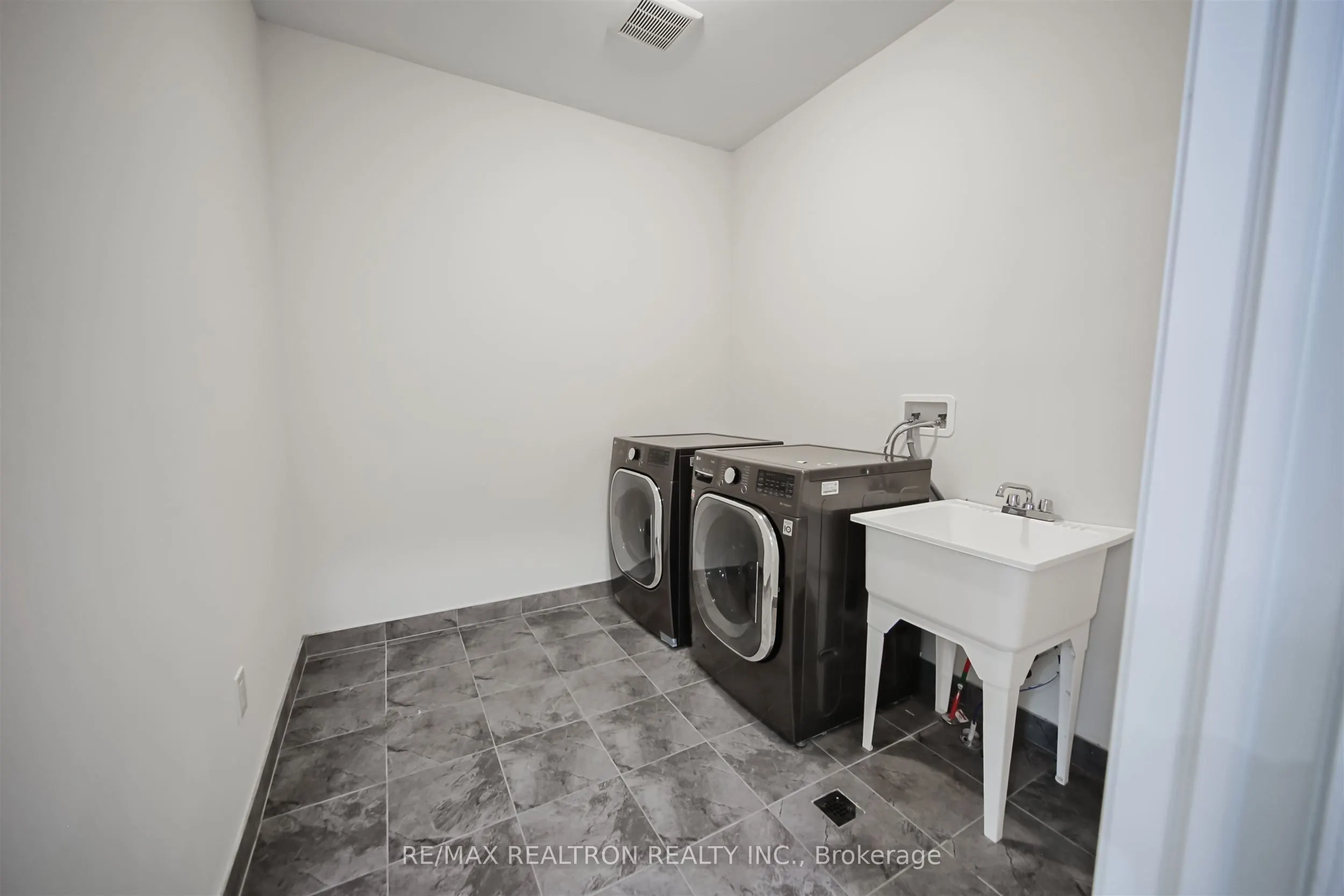 307 Reg Harrison Trail