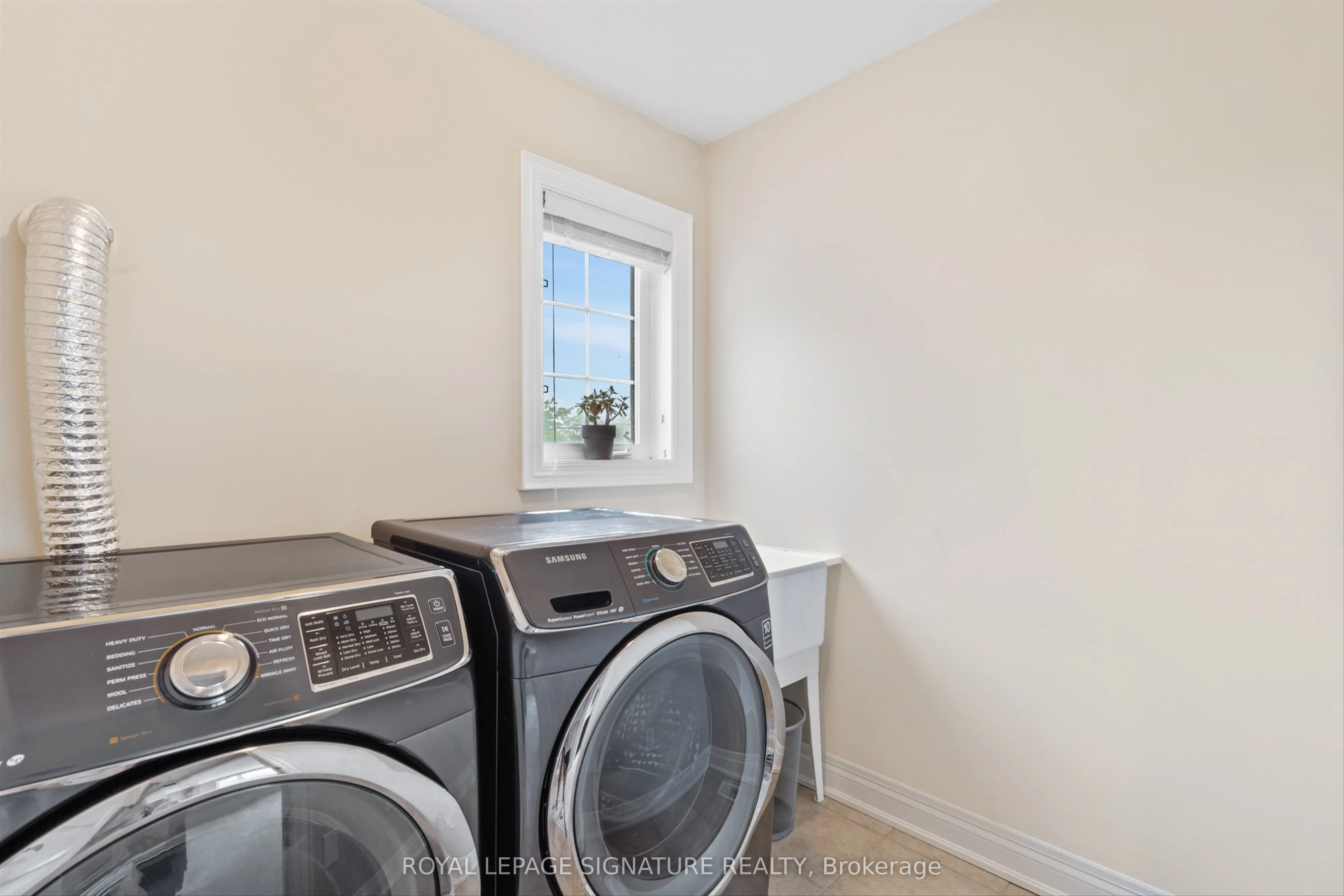 1668 Metro Road