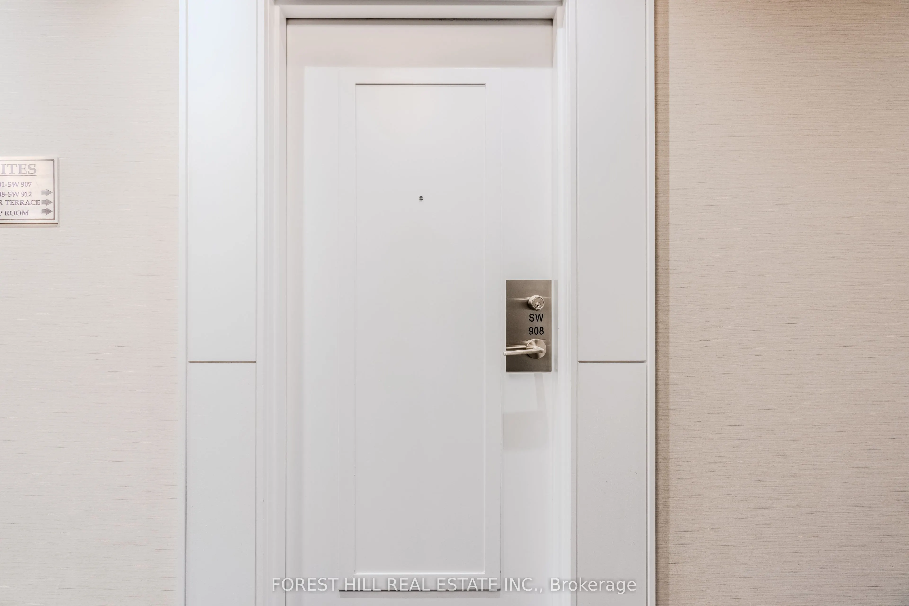 9191 Yonge Street, #SW908