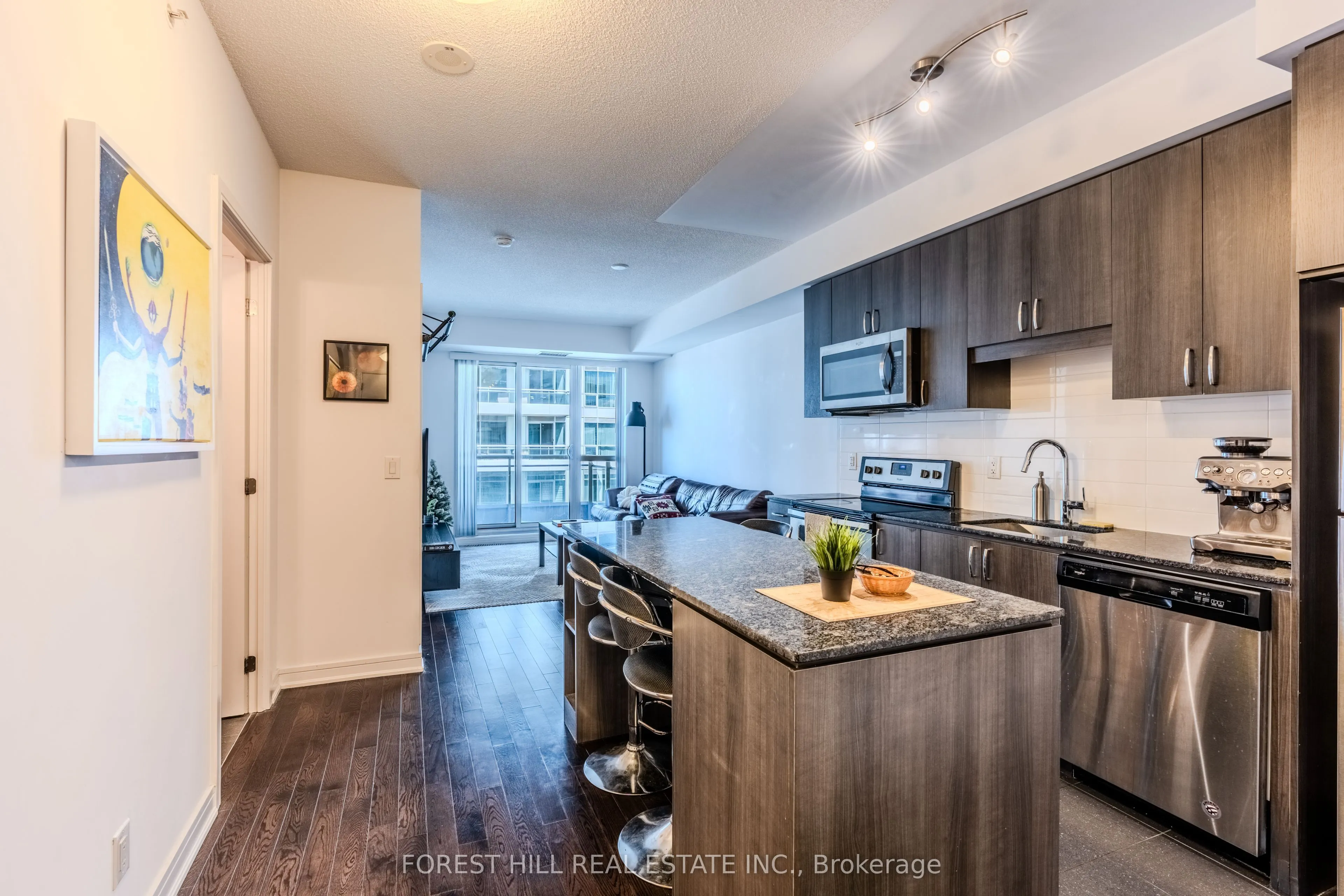 9191 Yonge Street, #SW908