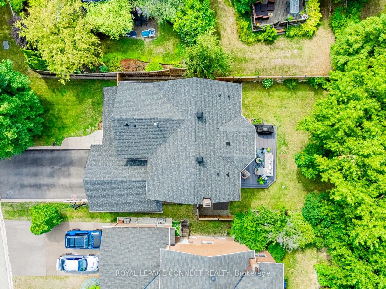 42 Lyndhurst Drive