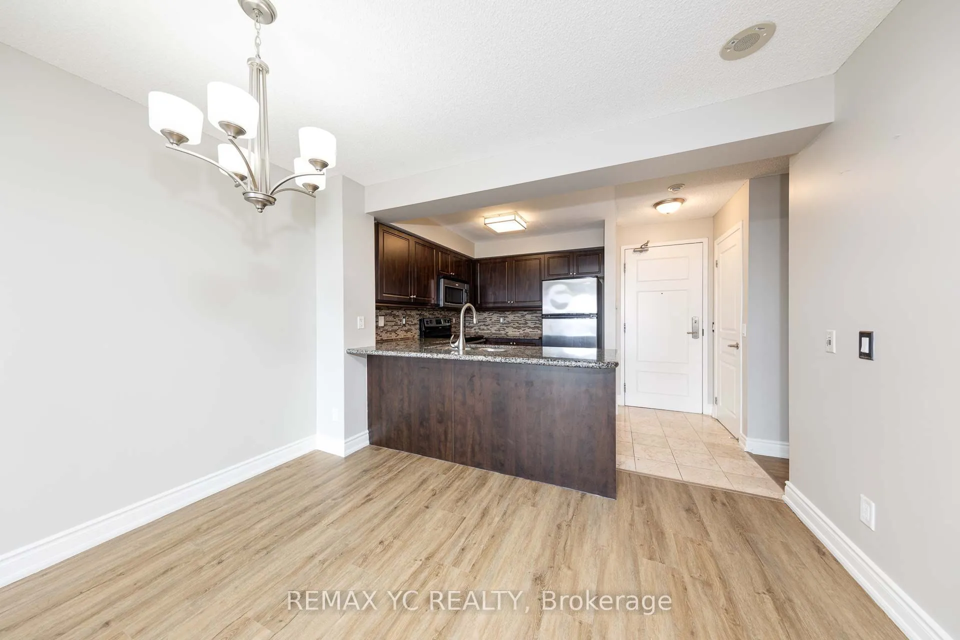 310 Red Maple Road, #702