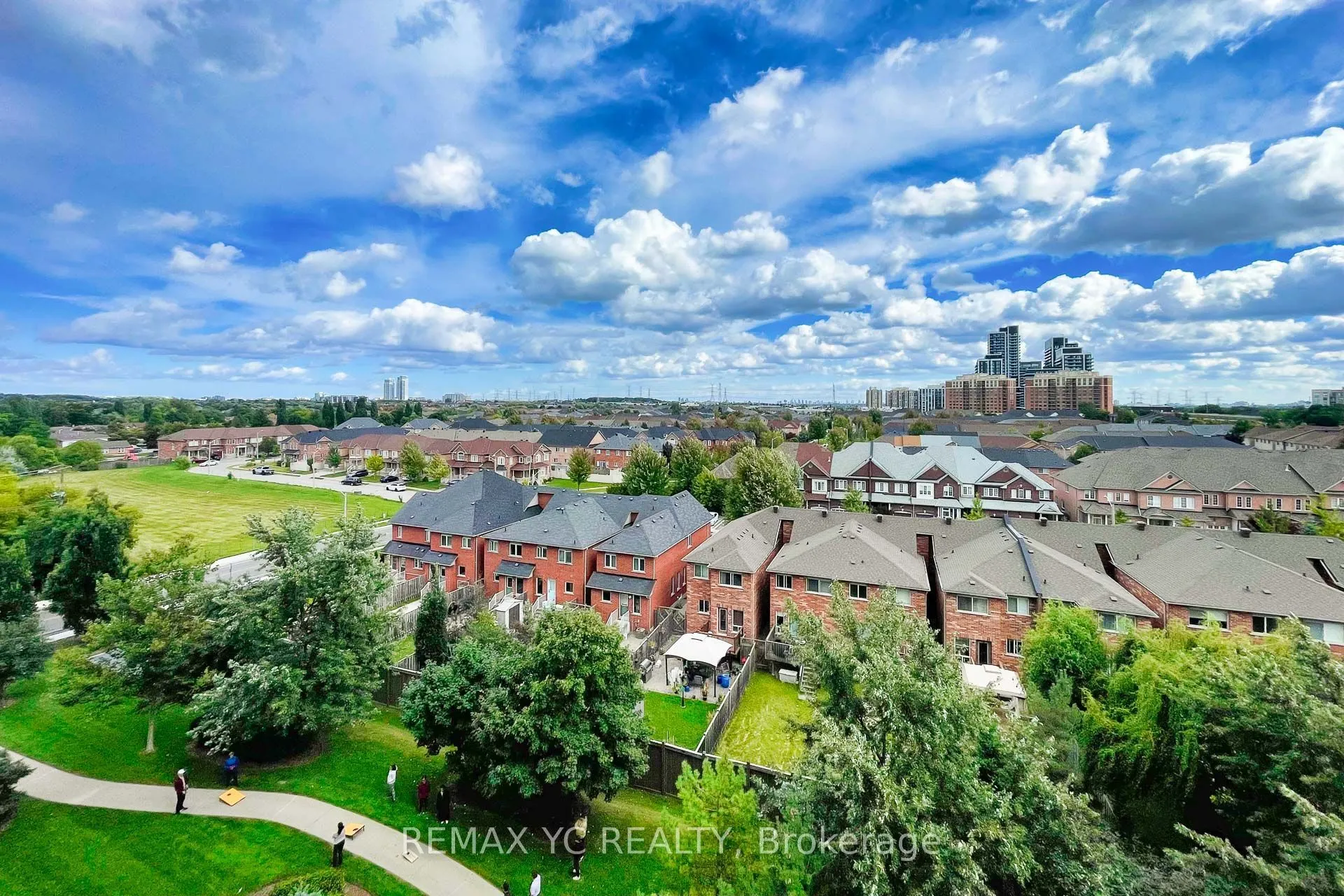 310 Red Maple Road, #702