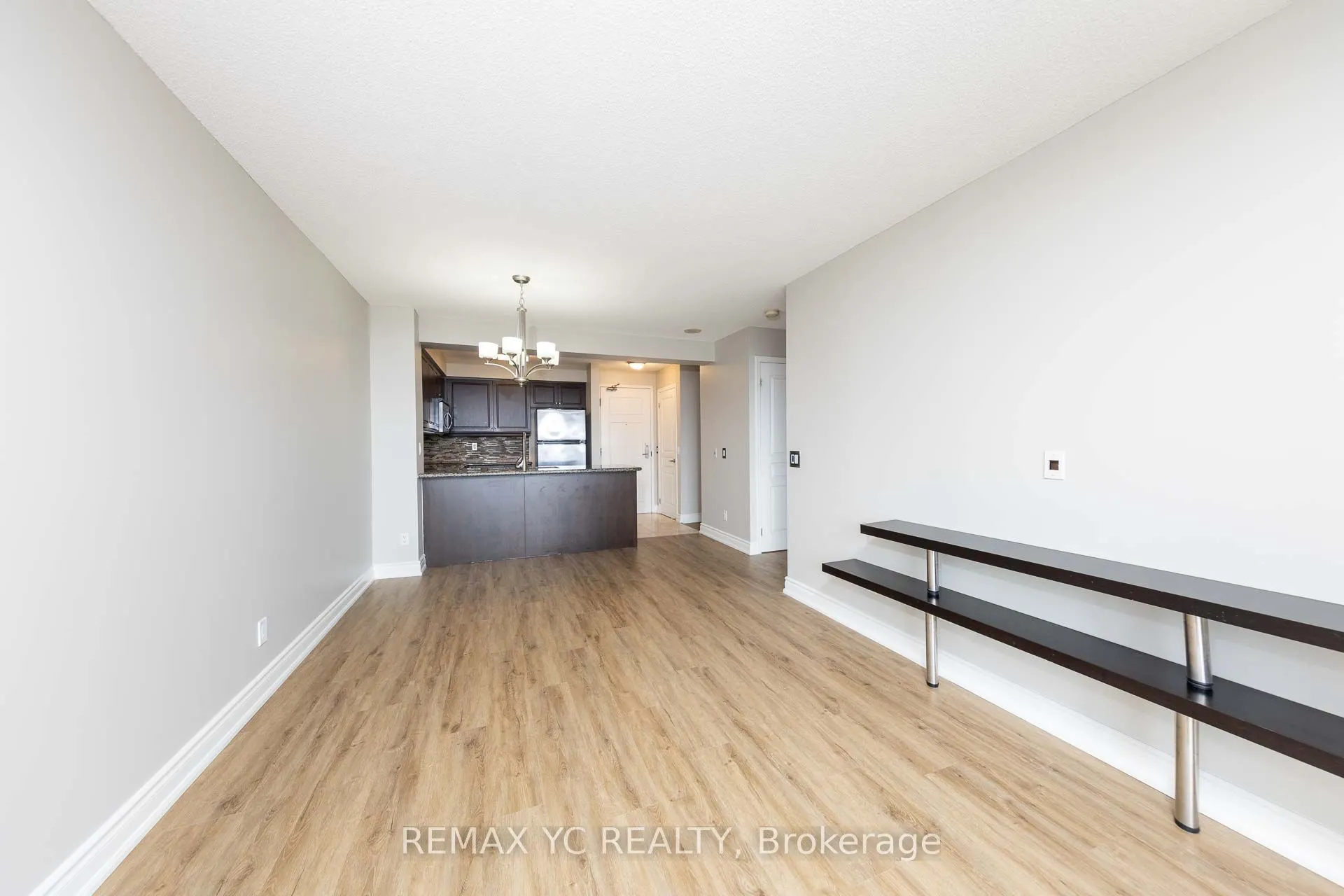 310 Red Maple Road, #702