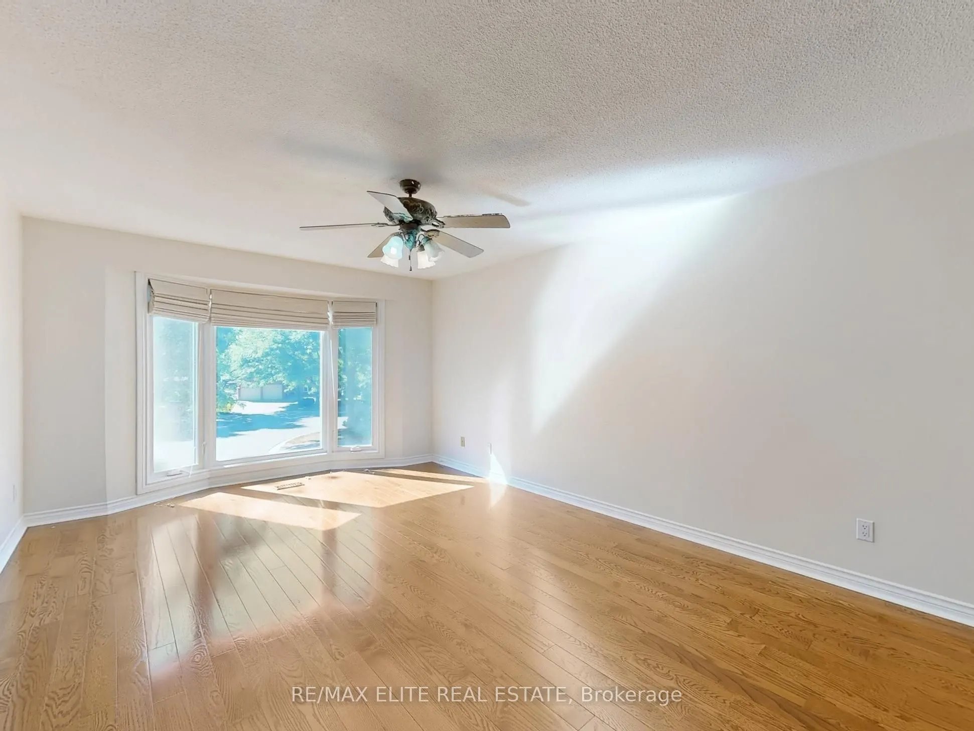 8 Millpond Place