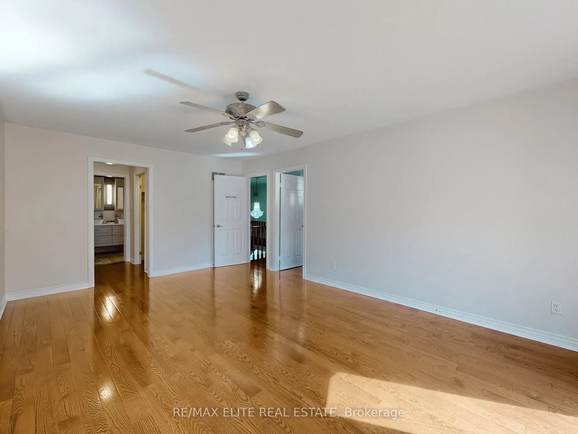 8 Millpond Place