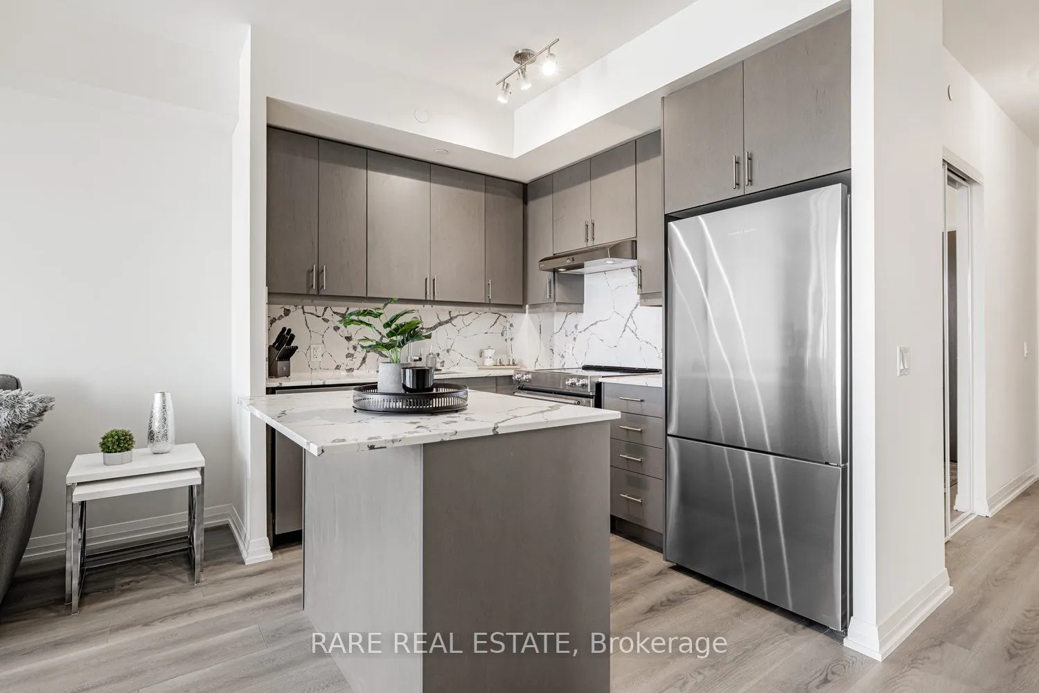 9000 Jane Street, #2110
