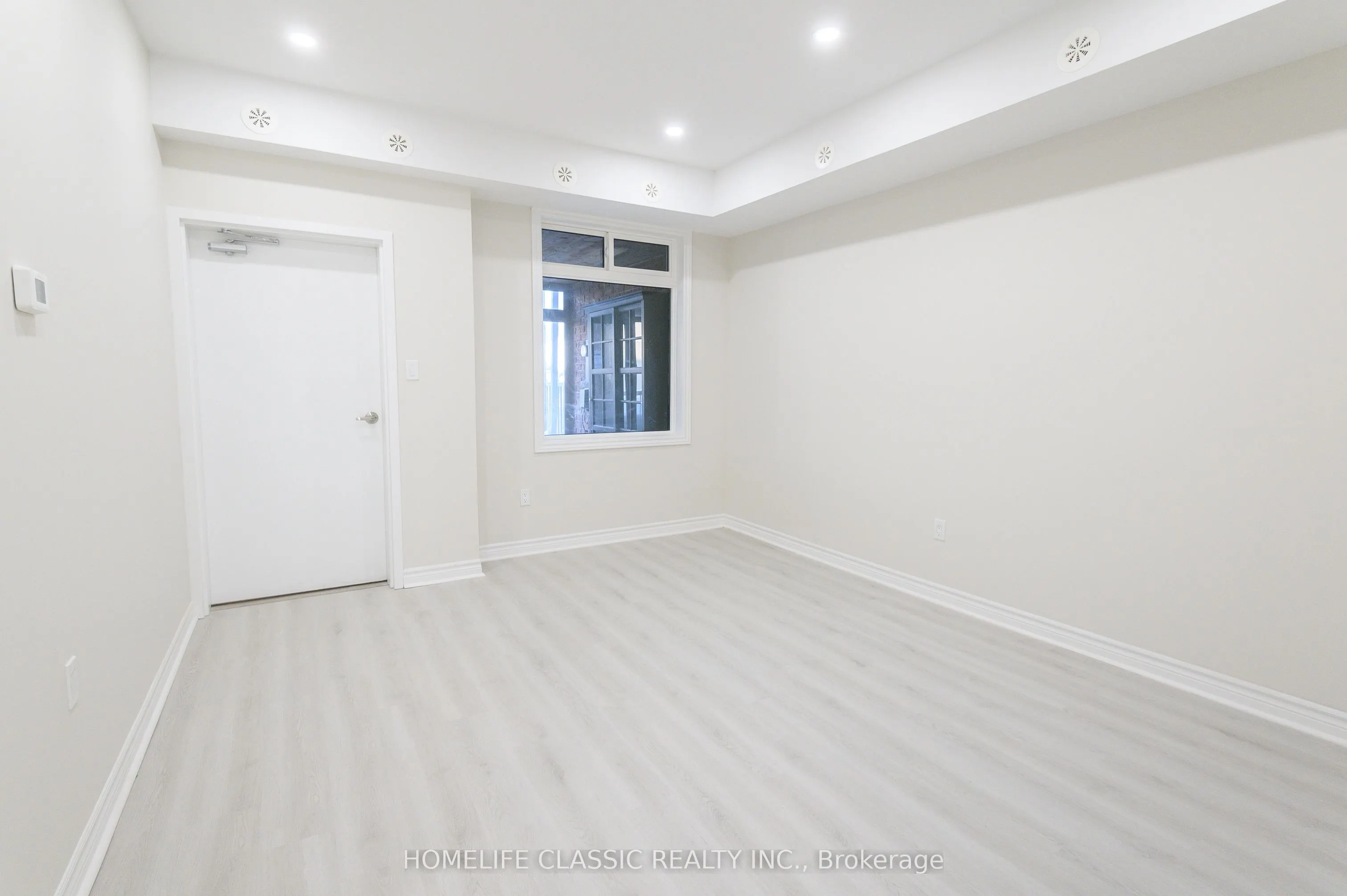 2915 Bur Oak Avenue, #1st Fl.
