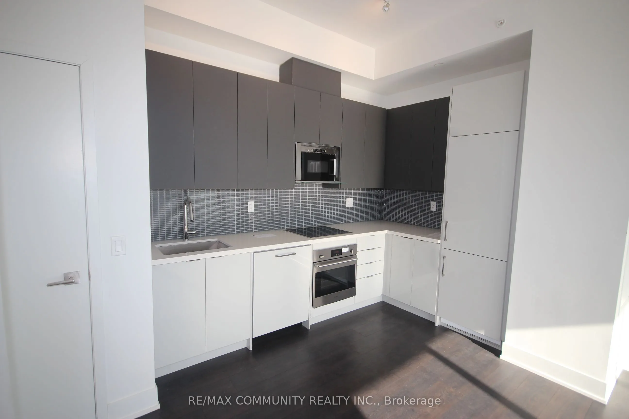2916 Highway 7, #3002