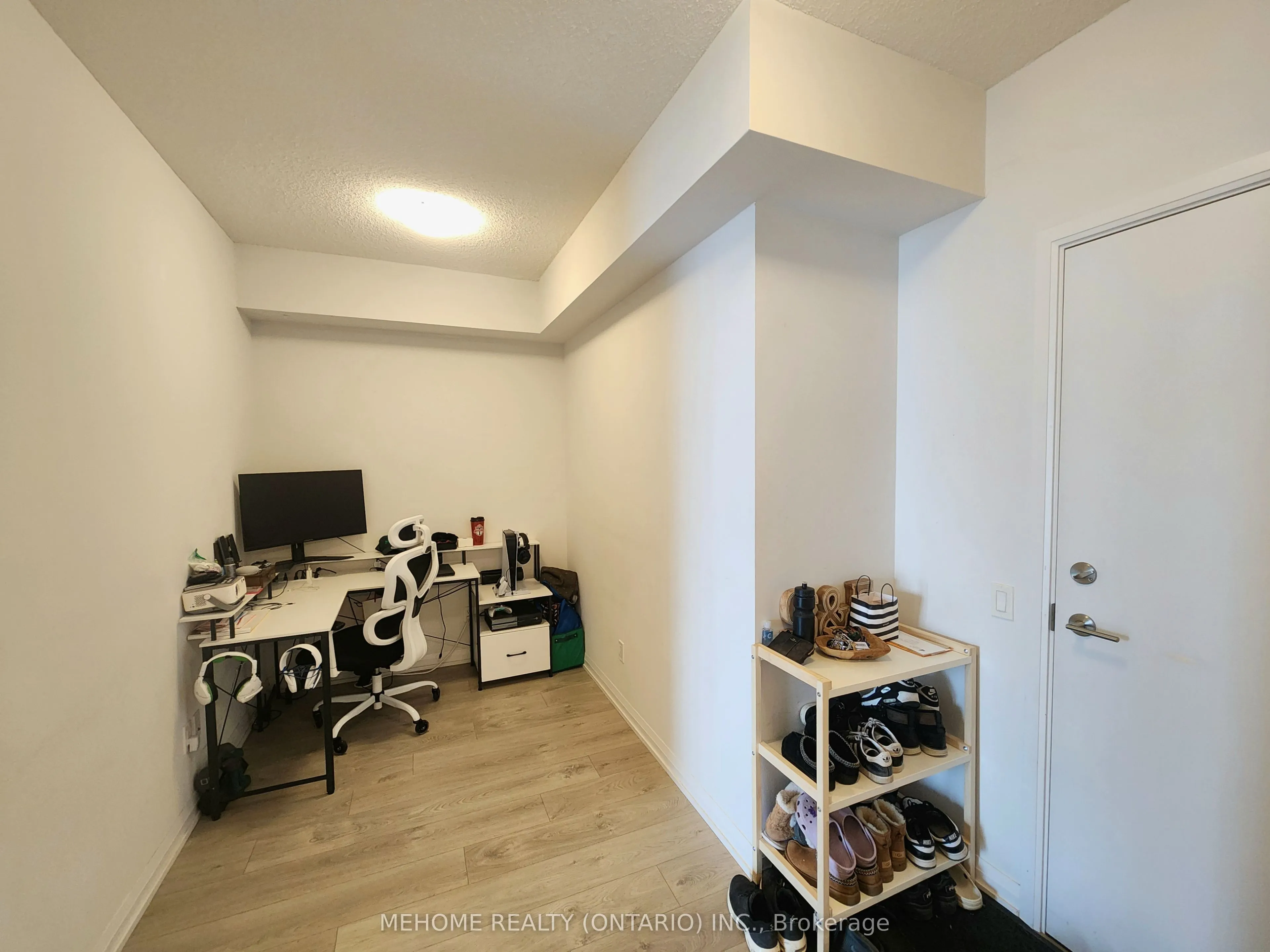 7895 JANE Street E, #2102
