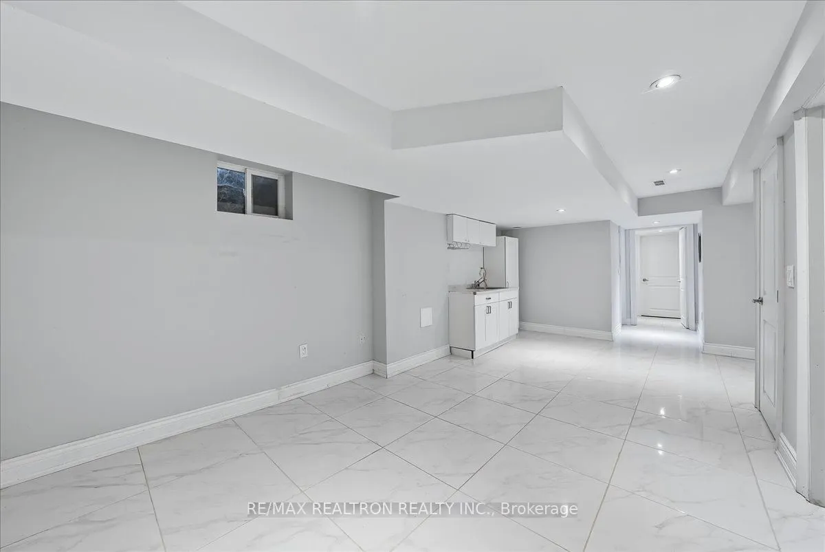 7 Grist Mill Road