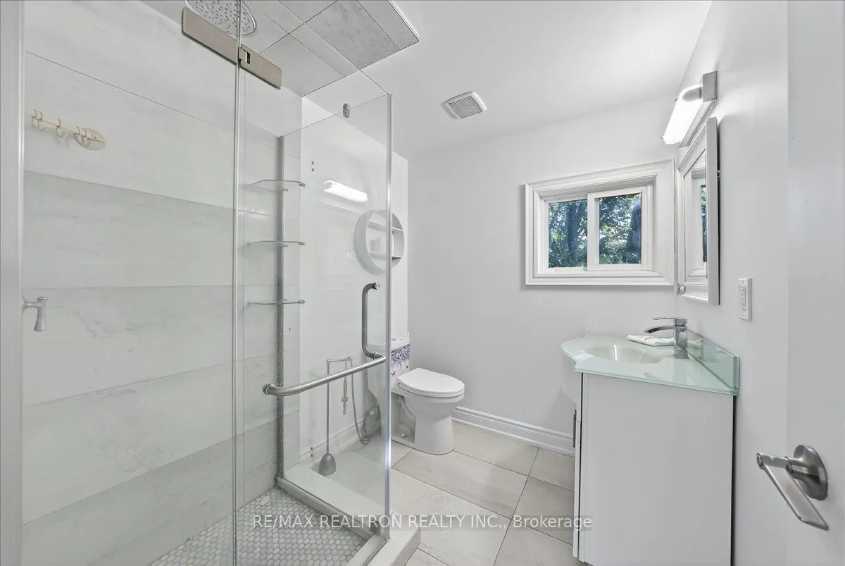 7 Grist Mill Road