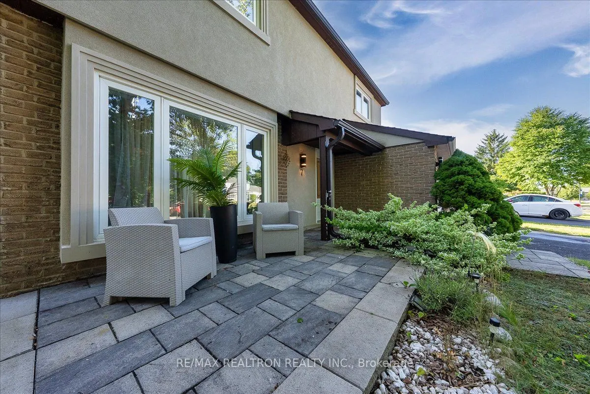 7 Grist Mill Road