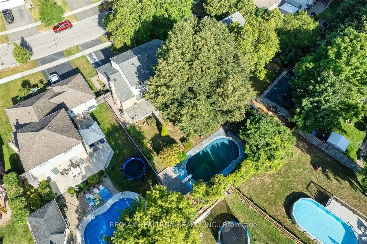 7 Grist Mill Road