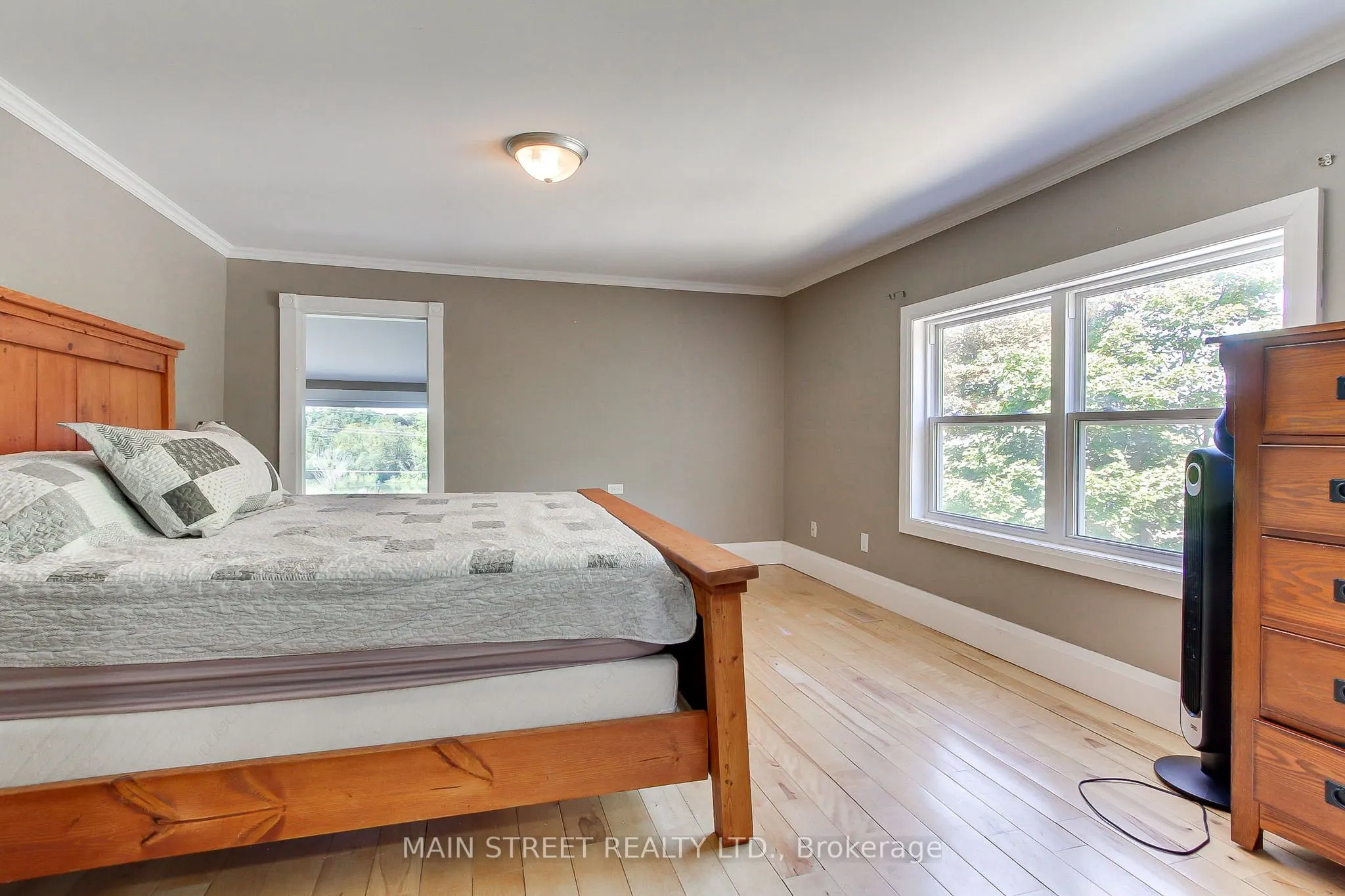 315 Cotter Street
