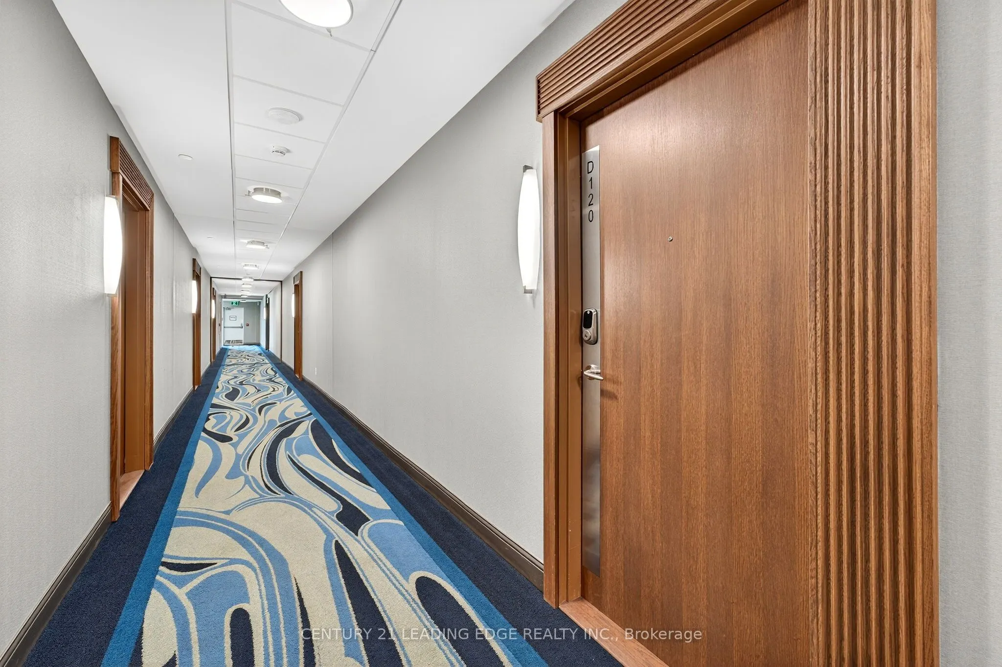 333 Sea Ray Avenue, #D120