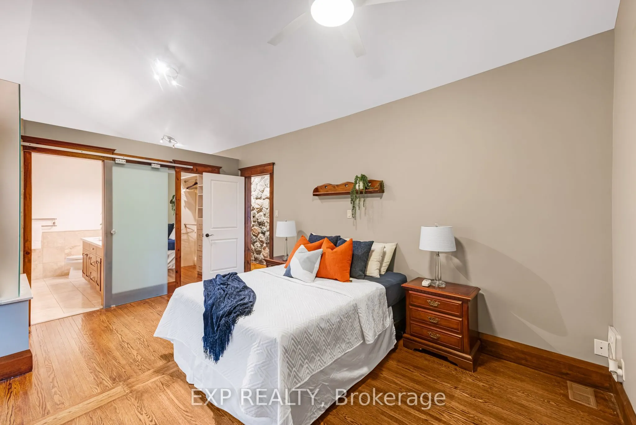 18340 Bathurst Street