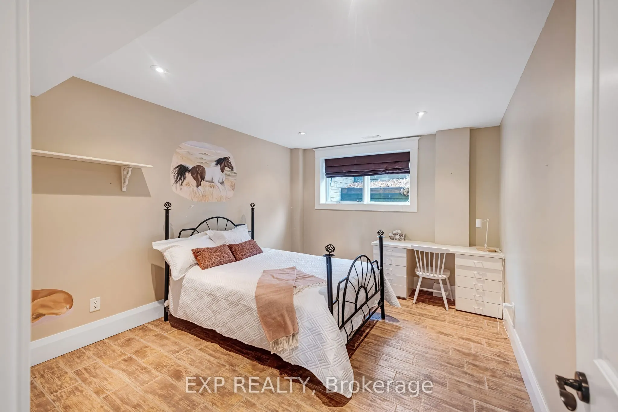 18340 Bathurst Street