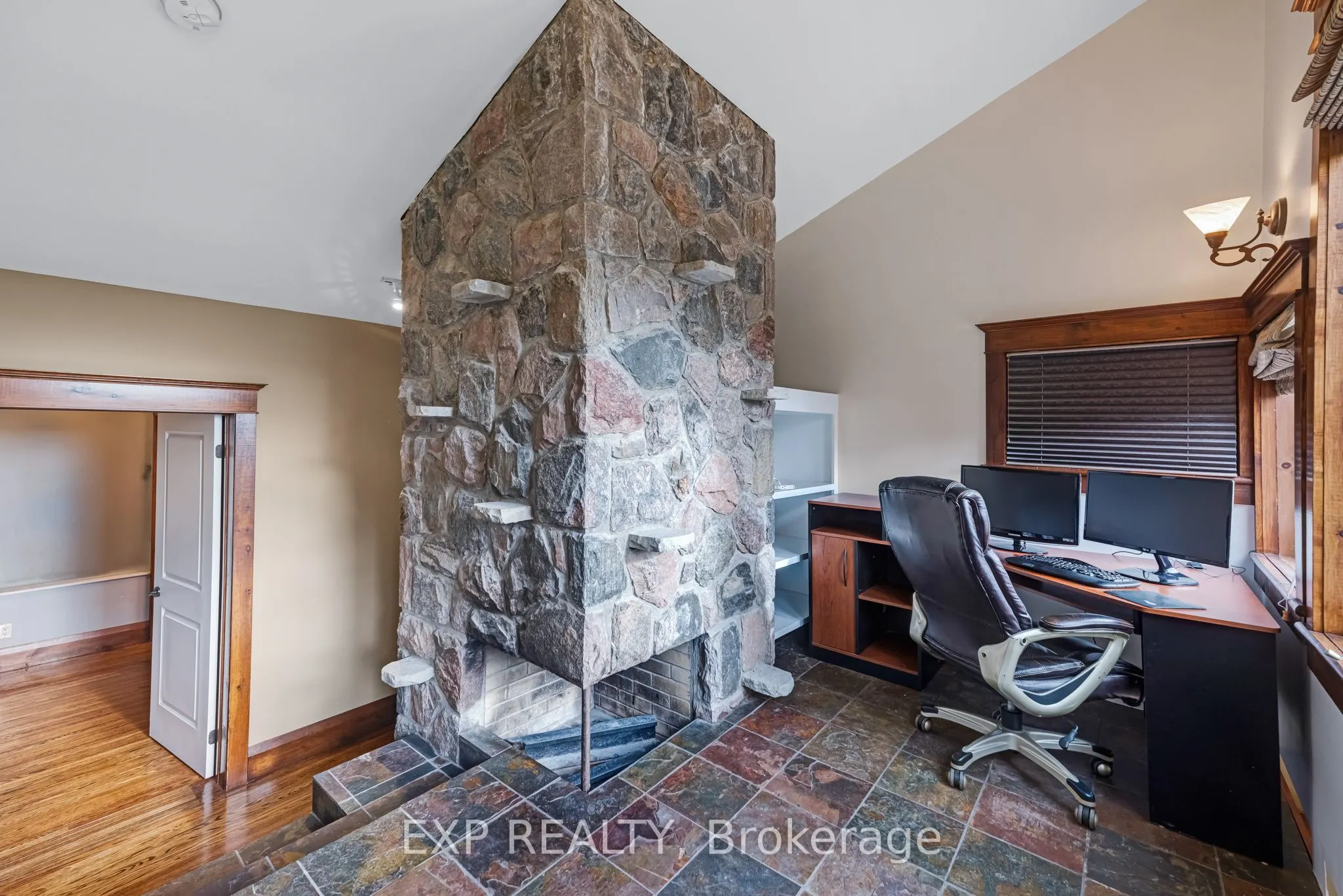 18340 Bathurst Street