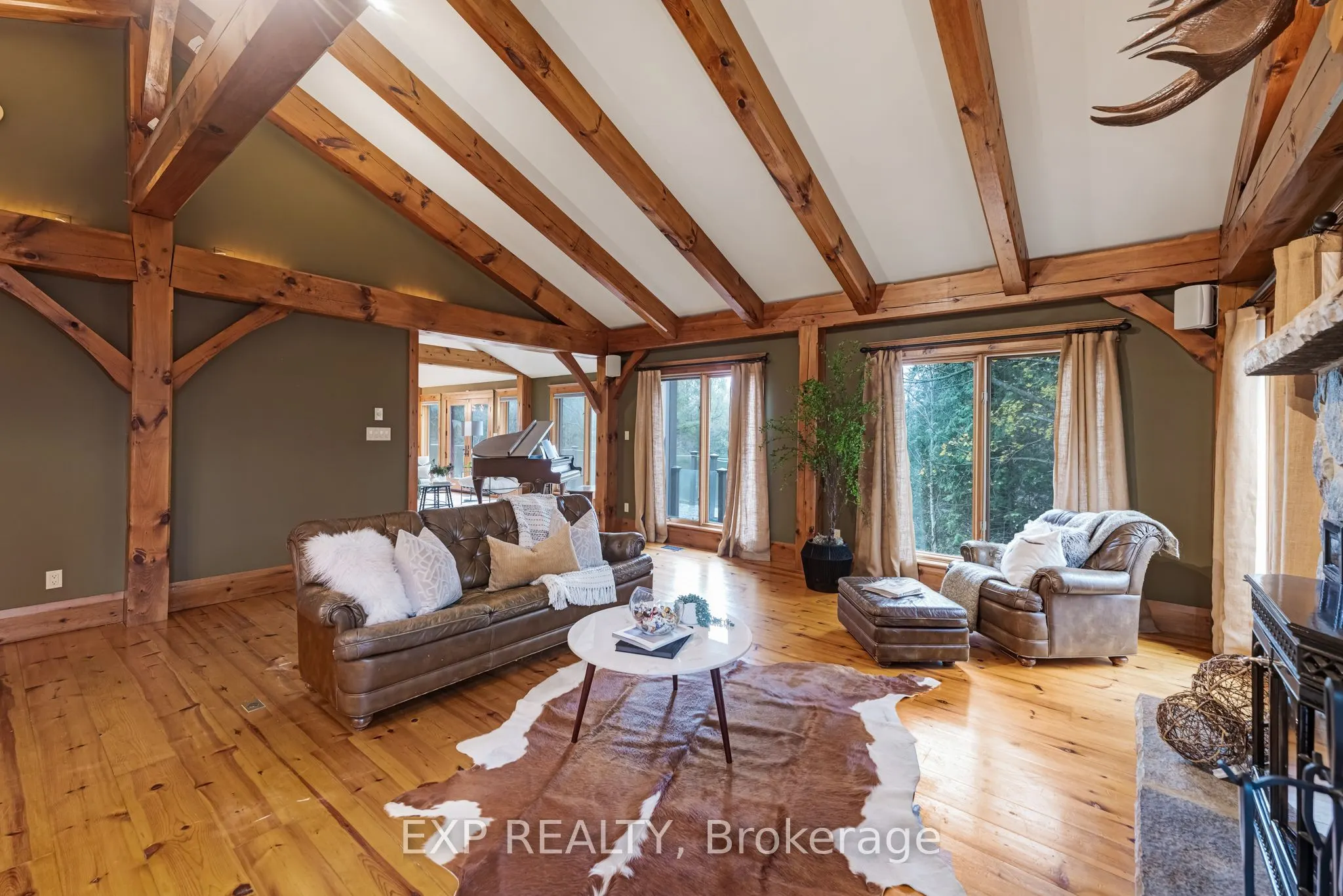 18340 Bathurst Street