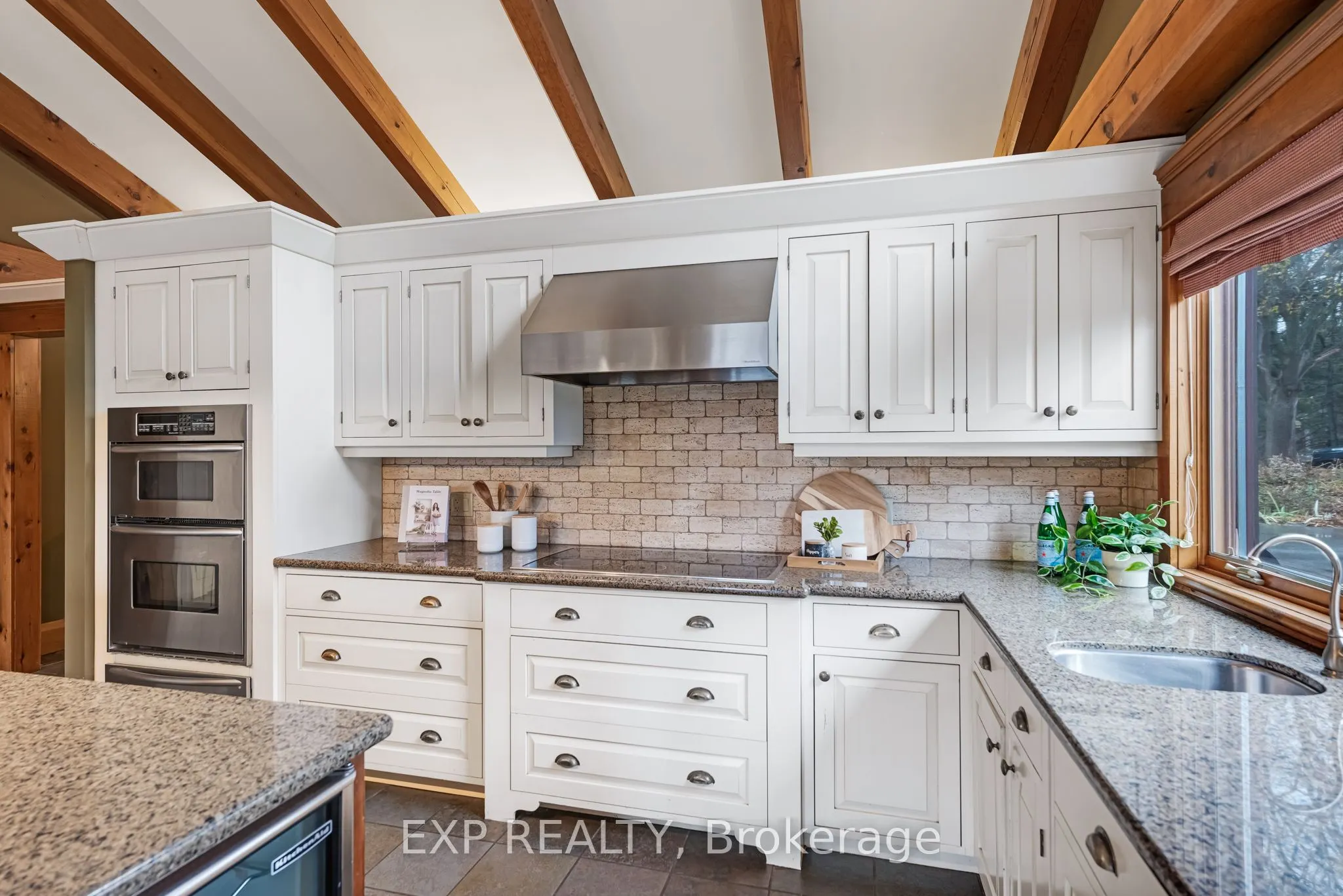 18340 Bathurst Street