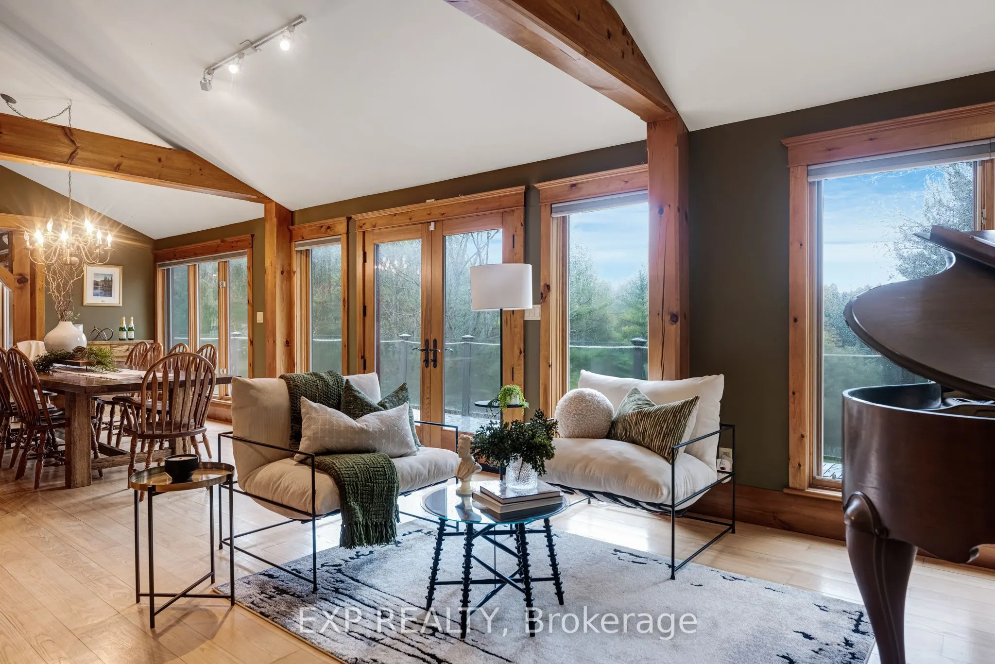 18340 Bathurst Street