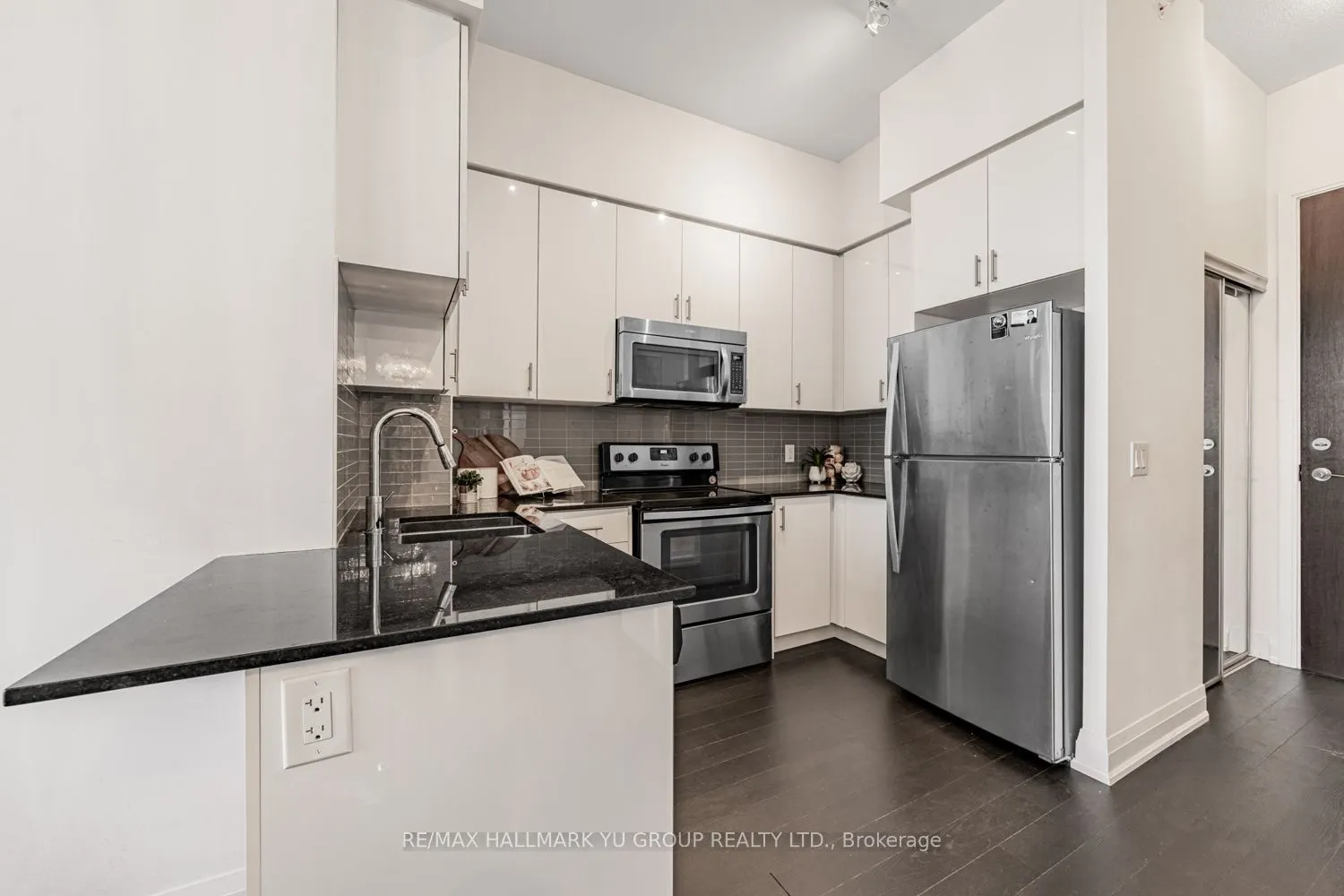 9582 Markham Road, #LPH 1601