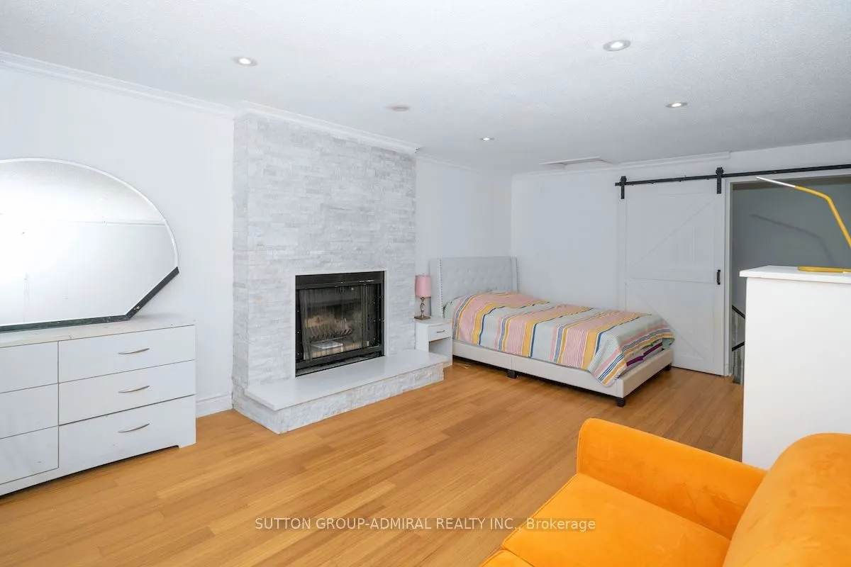 85 Glen Crescent