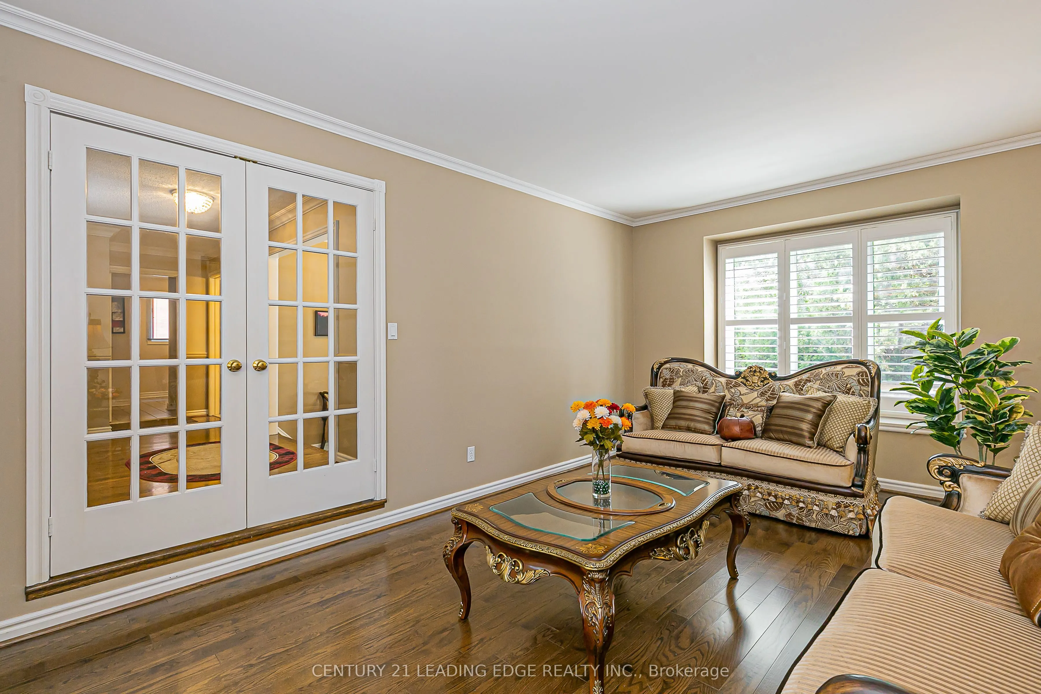 45 JOHN BUTTON Boulevard