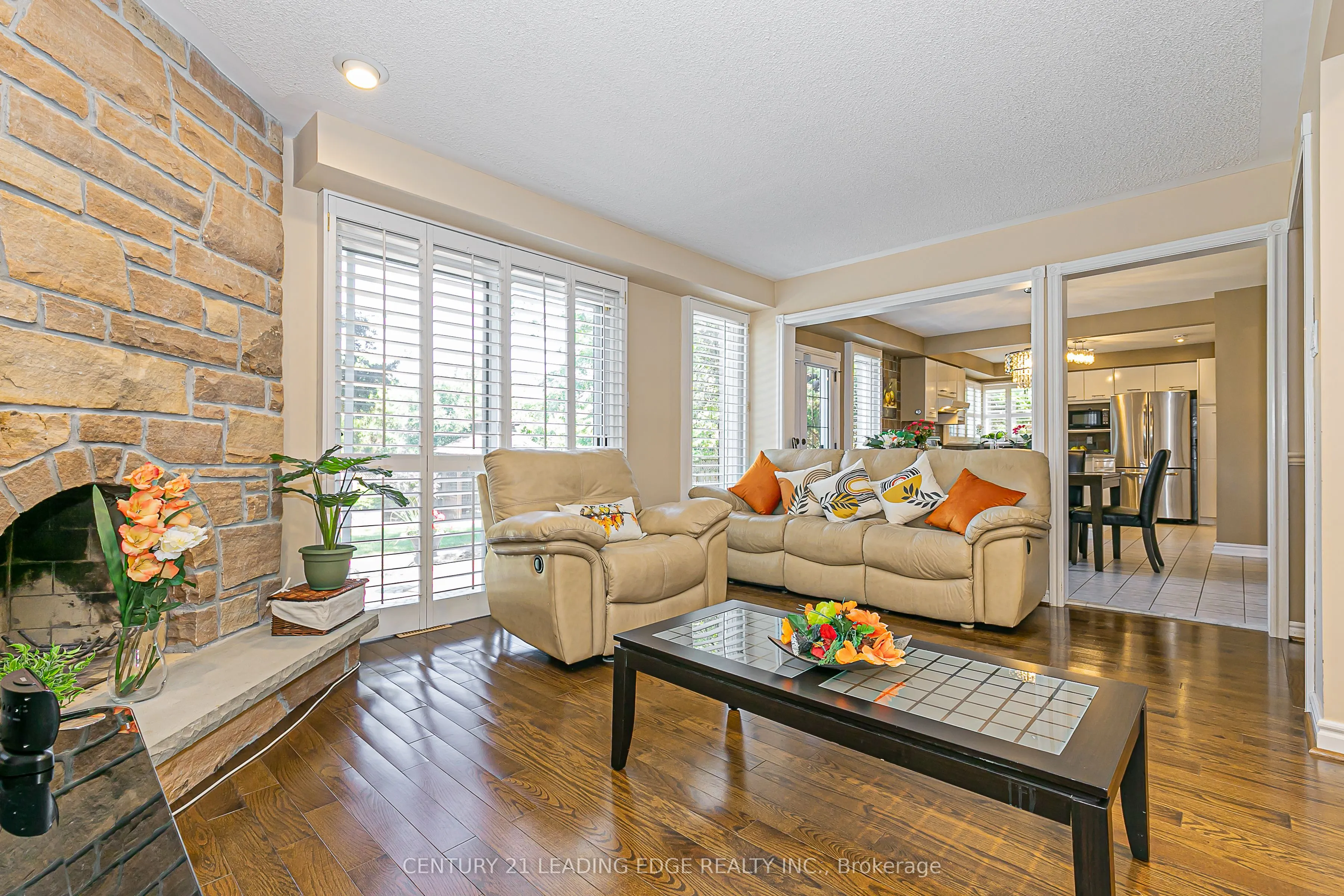45 JOHN BUTTON Boulevard