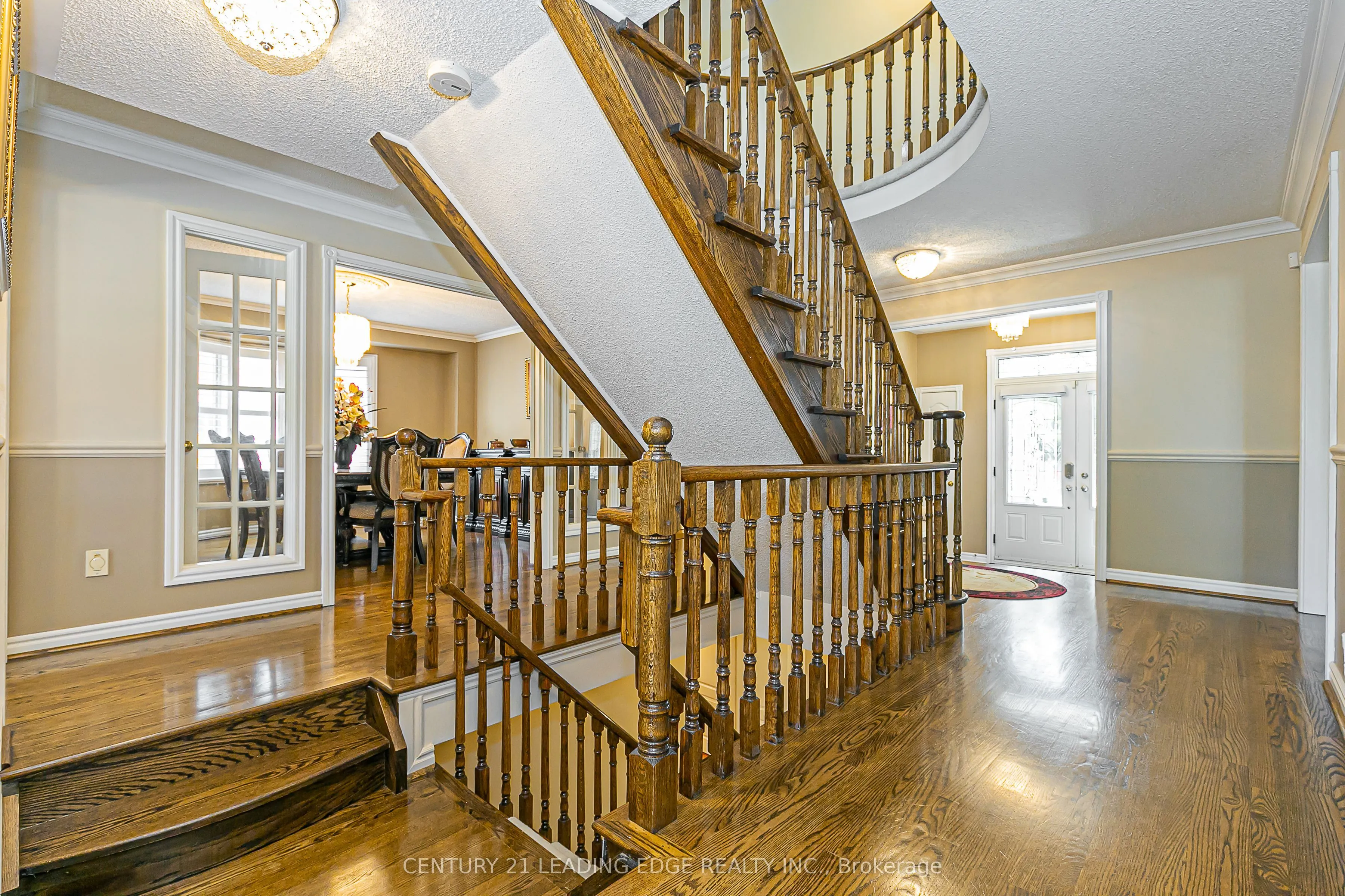 45 JOHN BUTTON Boulevard
