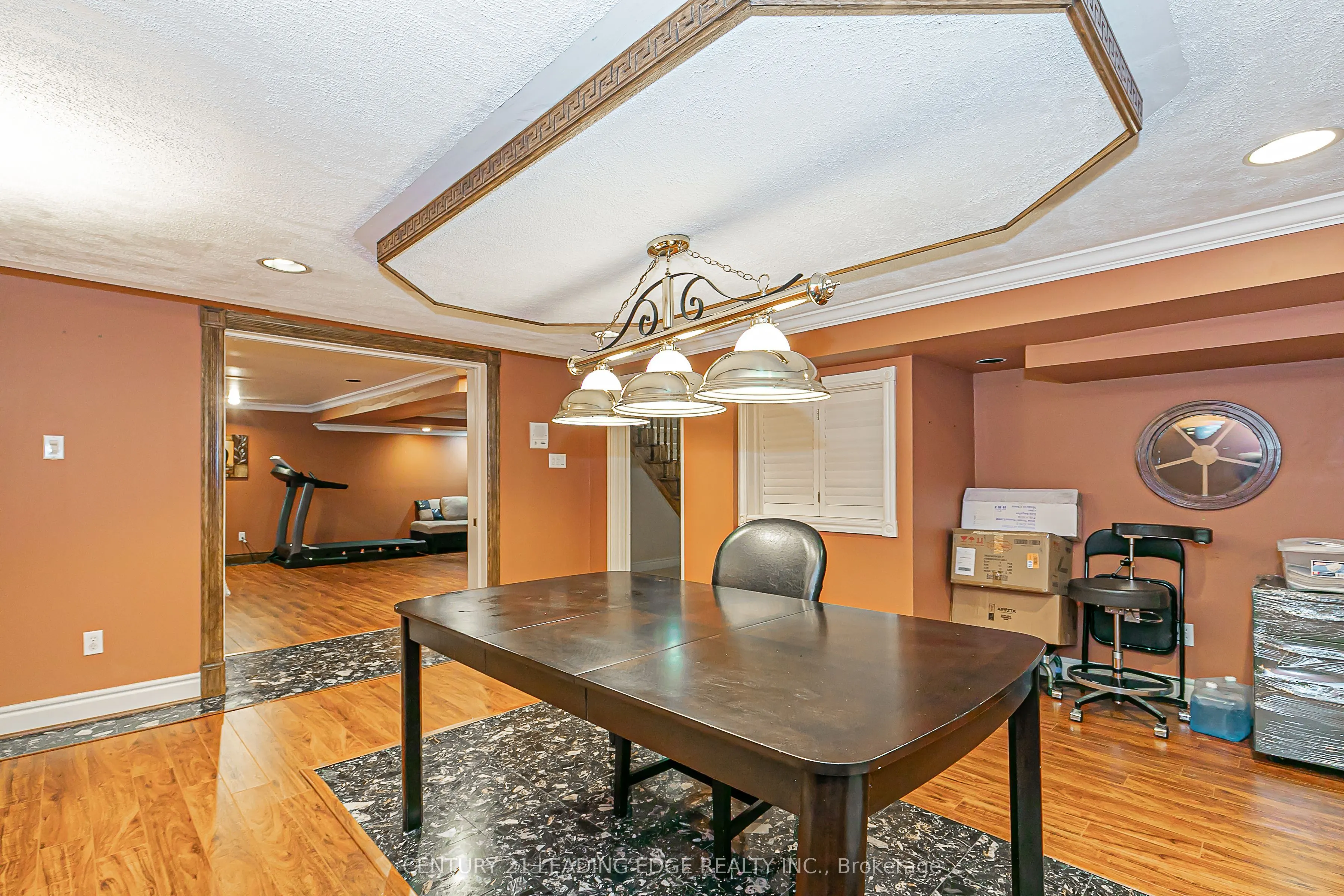 45 JOHN BUTTON Boulevard