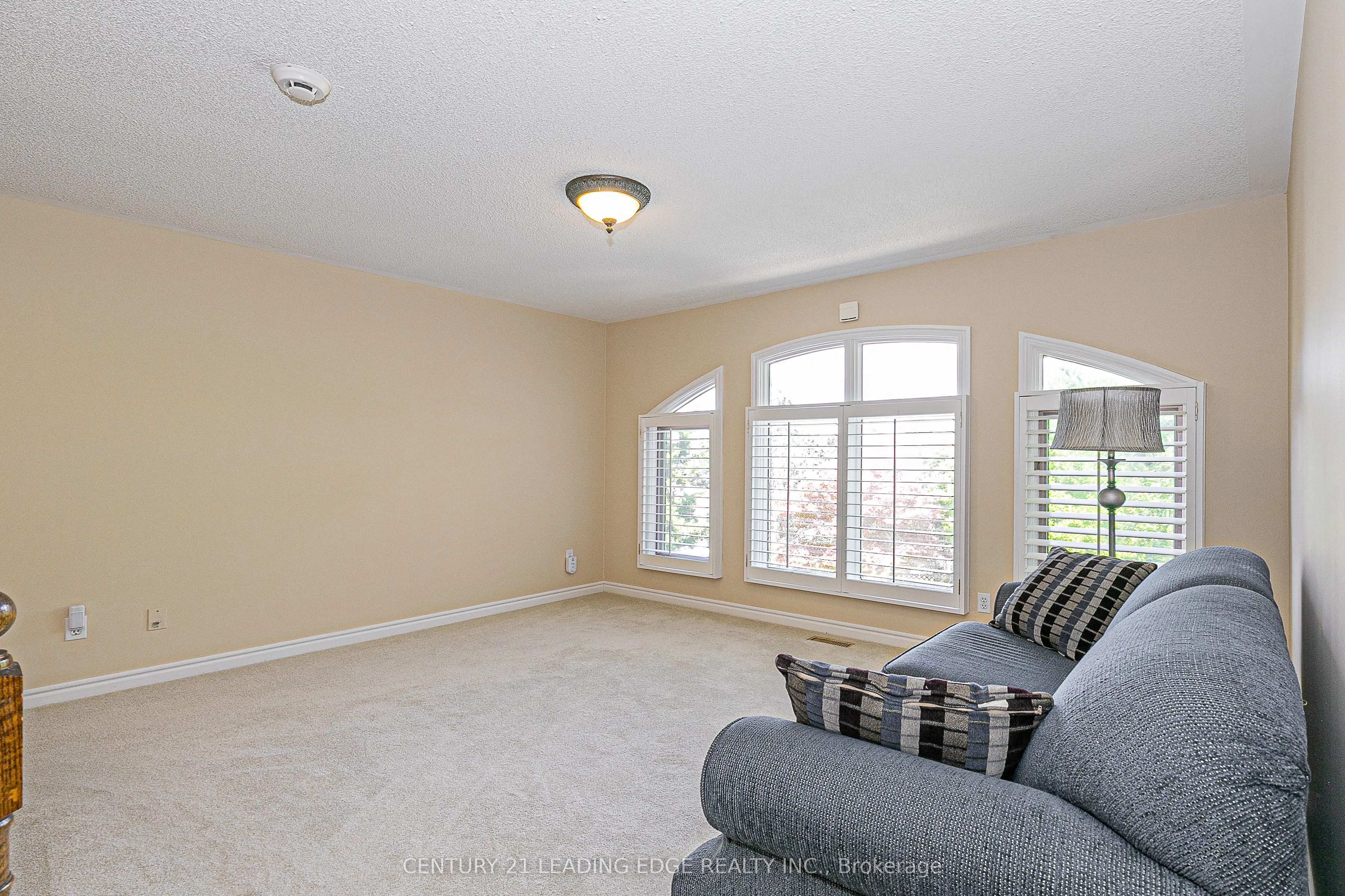 45 JOHN BUTTON Boulevard