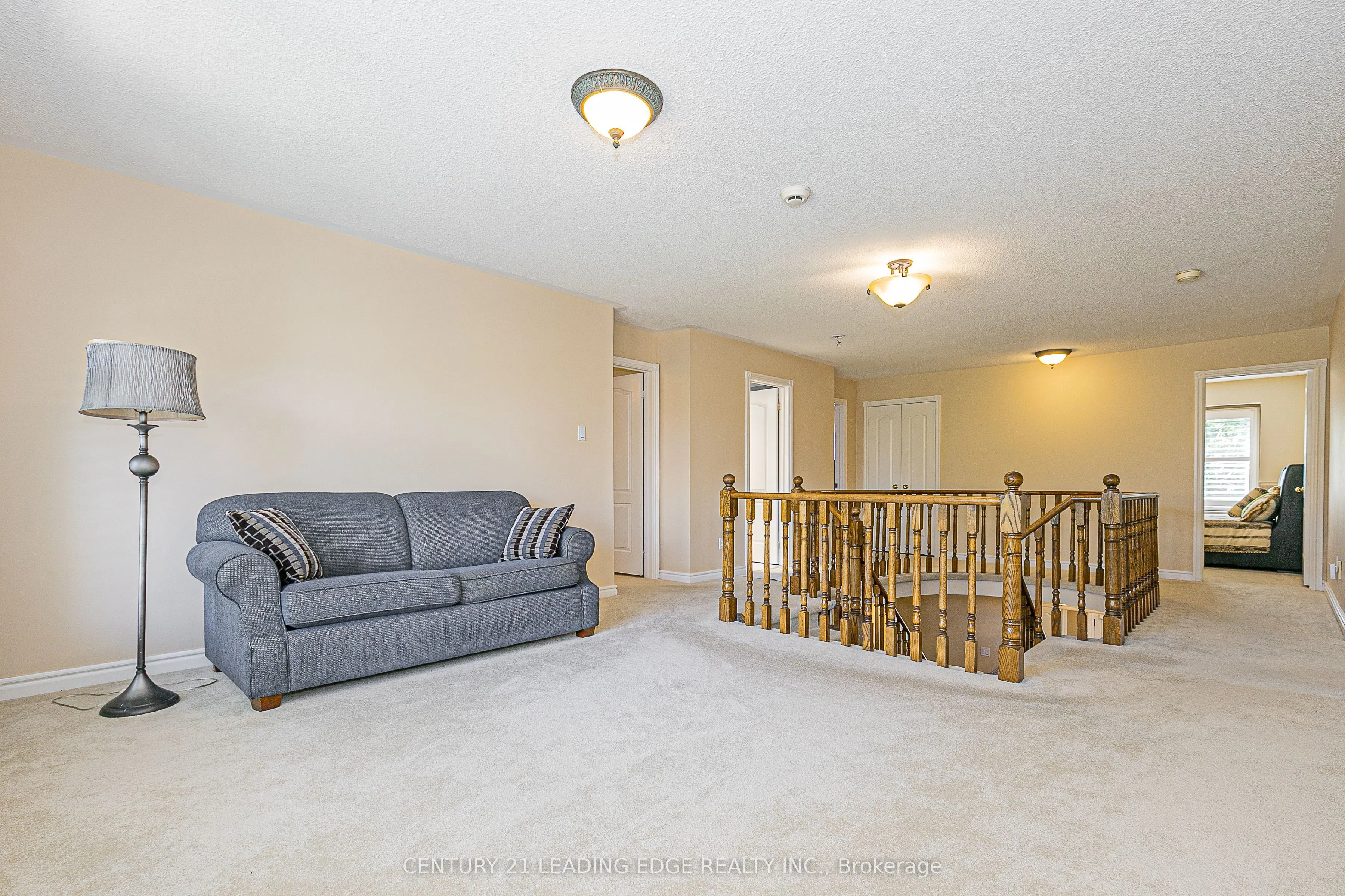 45 JOHN BUTTON Boulevard