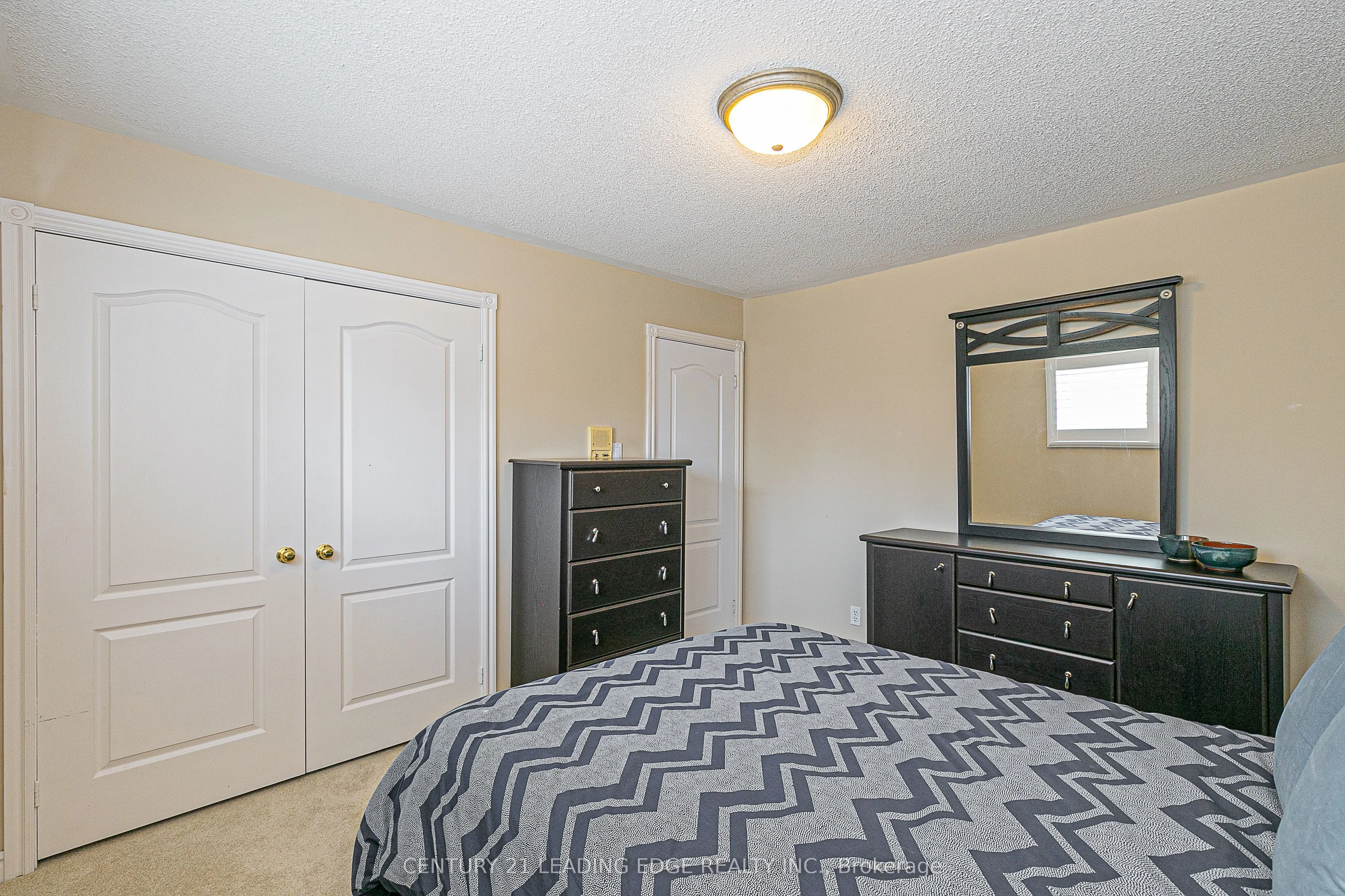 45 JOHN BUTTON Boulevard