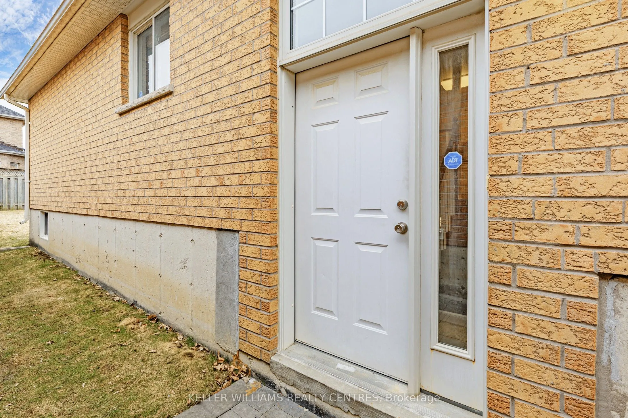 78 Clearmeadow Boulevard
