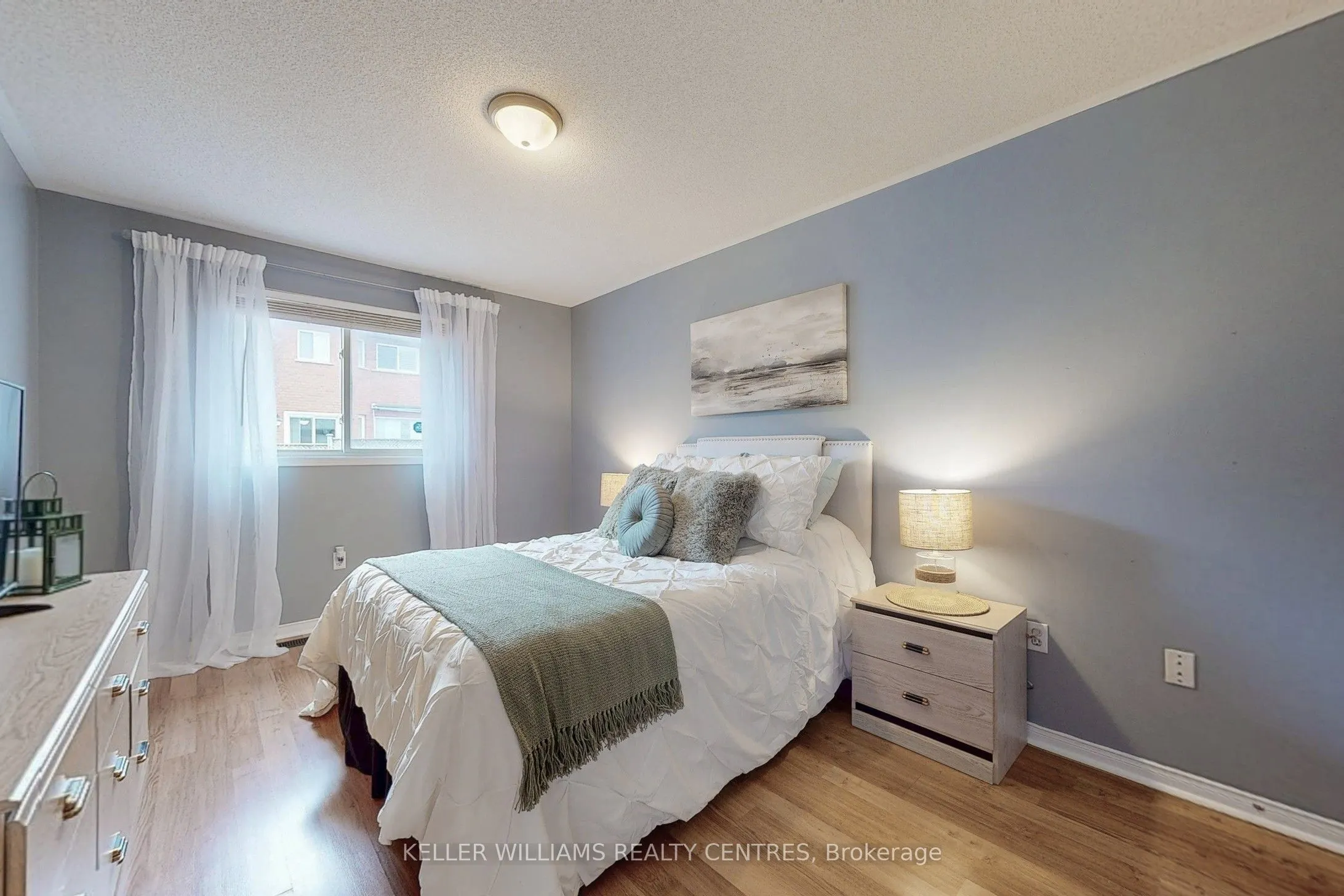 78 Clearmeadow Boulevard
