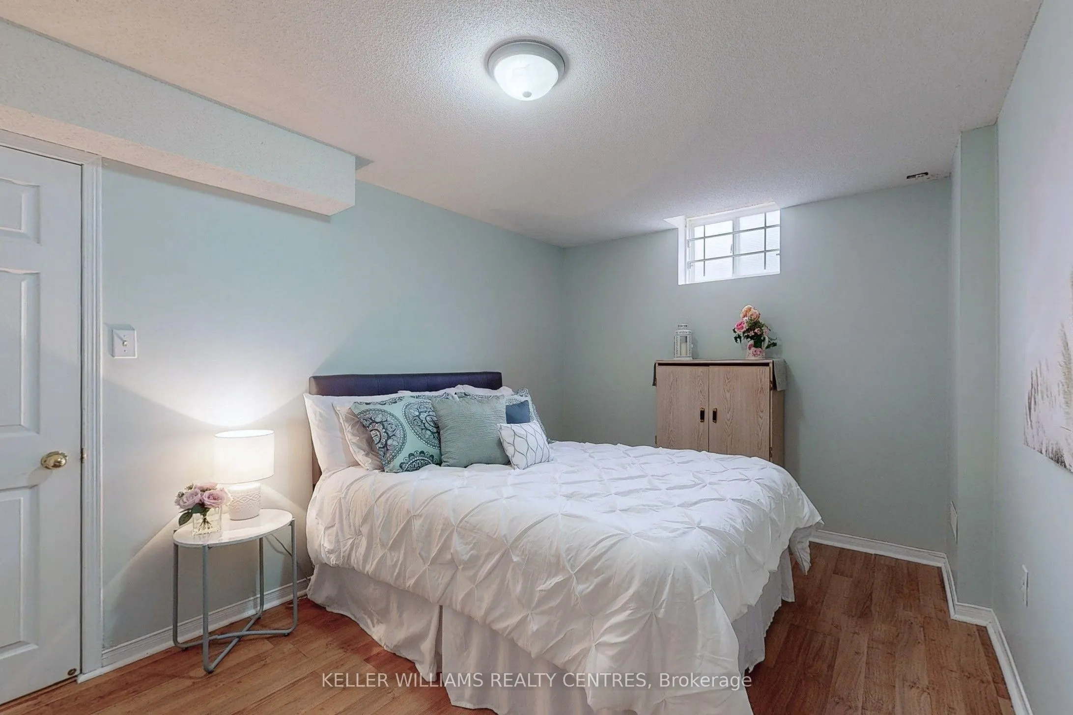 78 Clearmeadow Boulevard