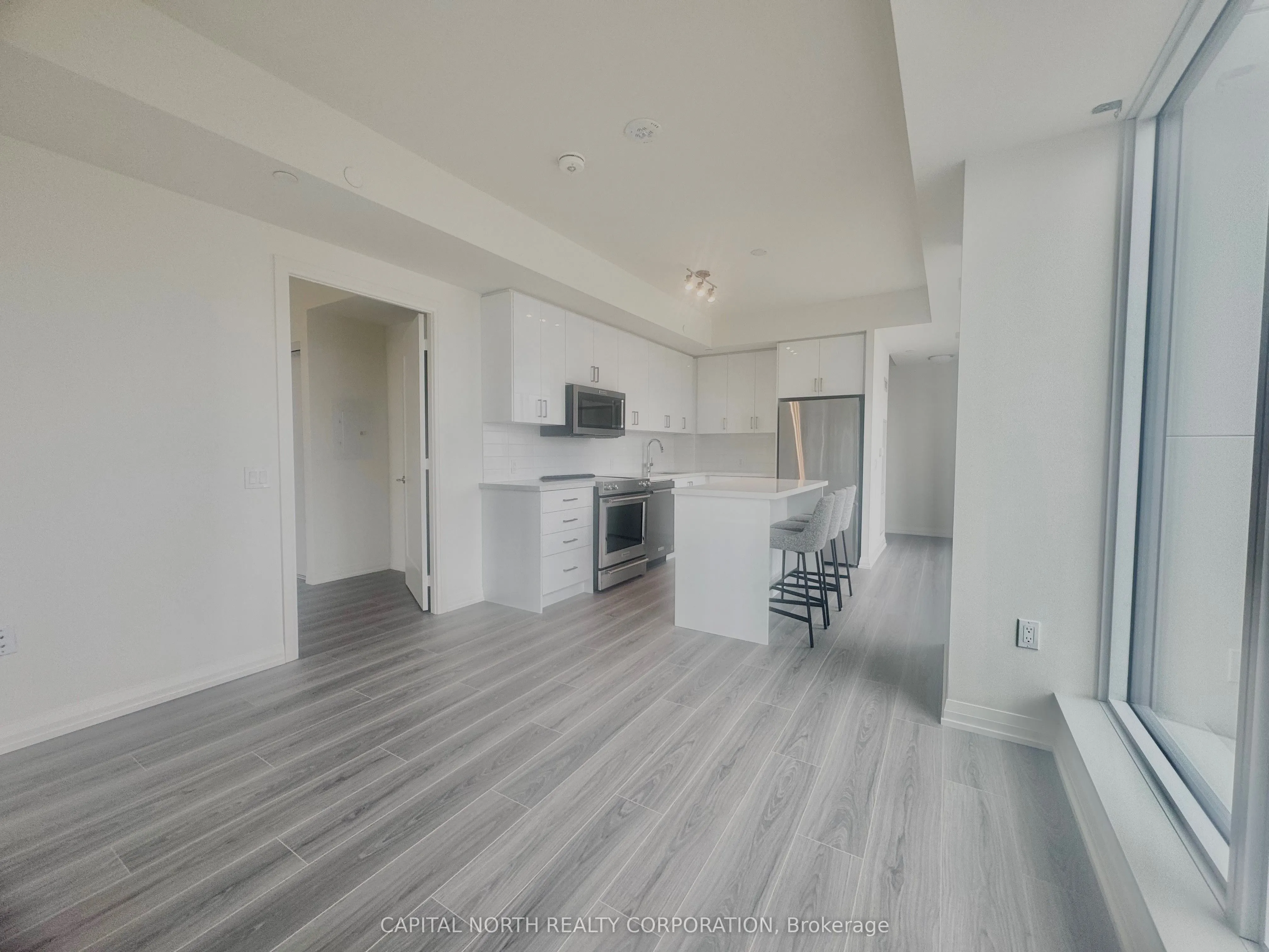 8960 Jane Street, #1115