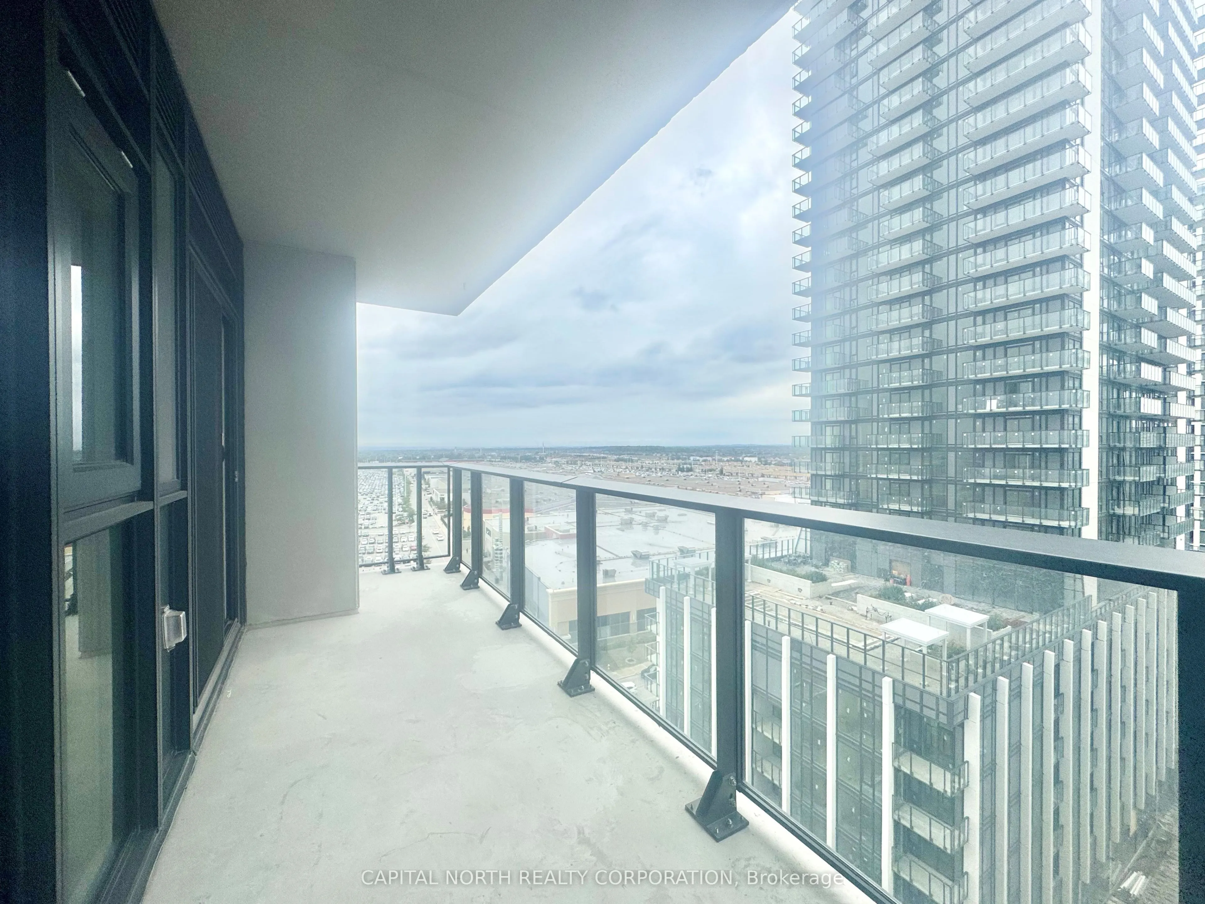 8960 Jane Street, #1115