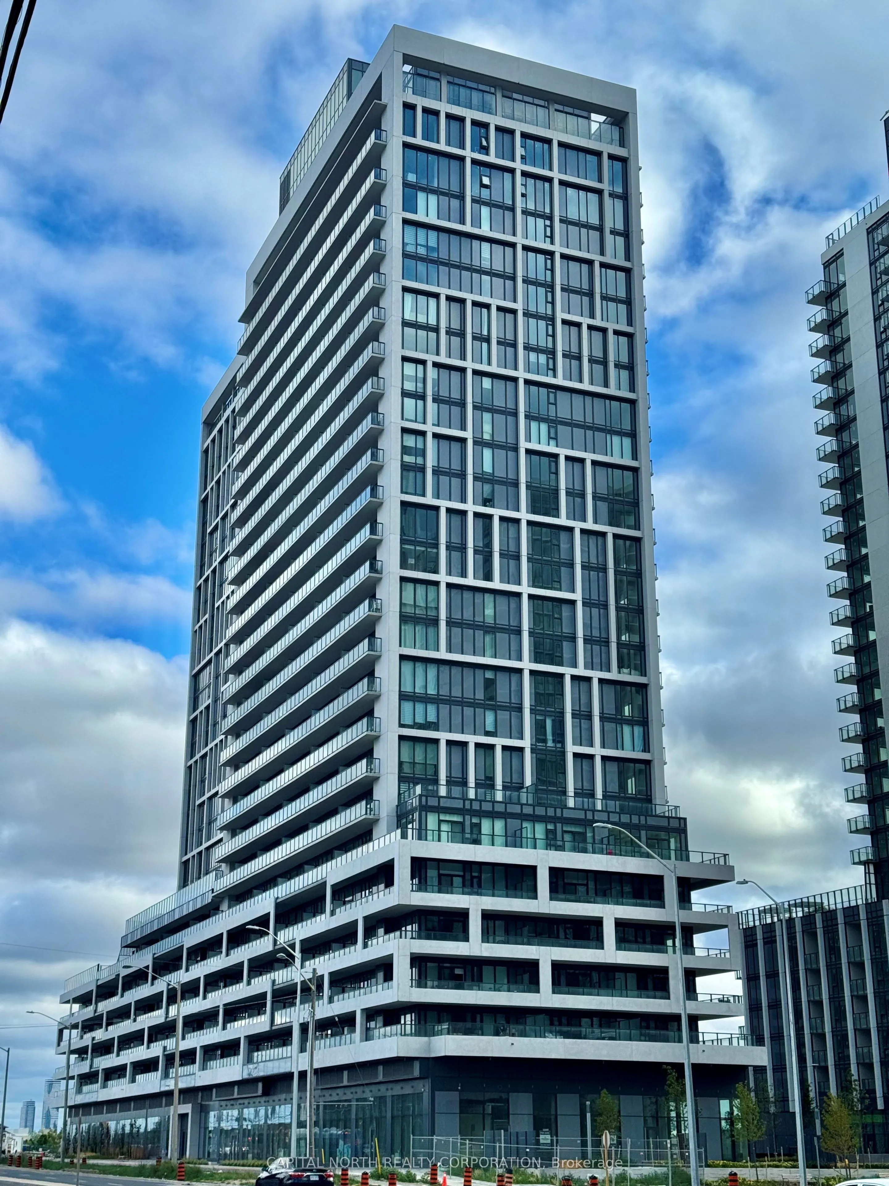 8960 Jane Street, #1115