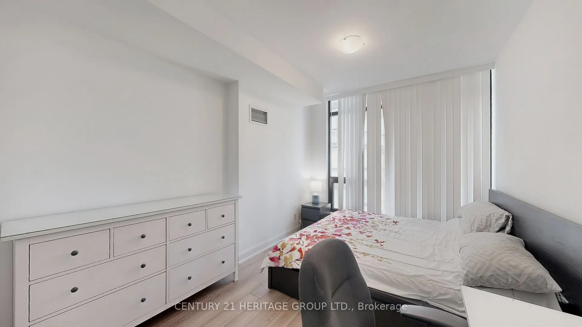 2910 Highway 7 Road W, #405