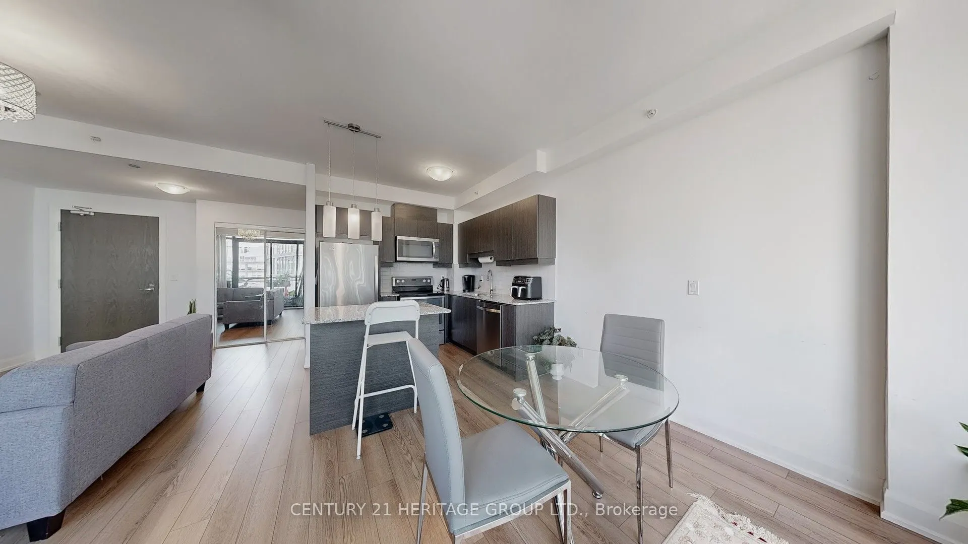2910 Highway 7 Road W, #405