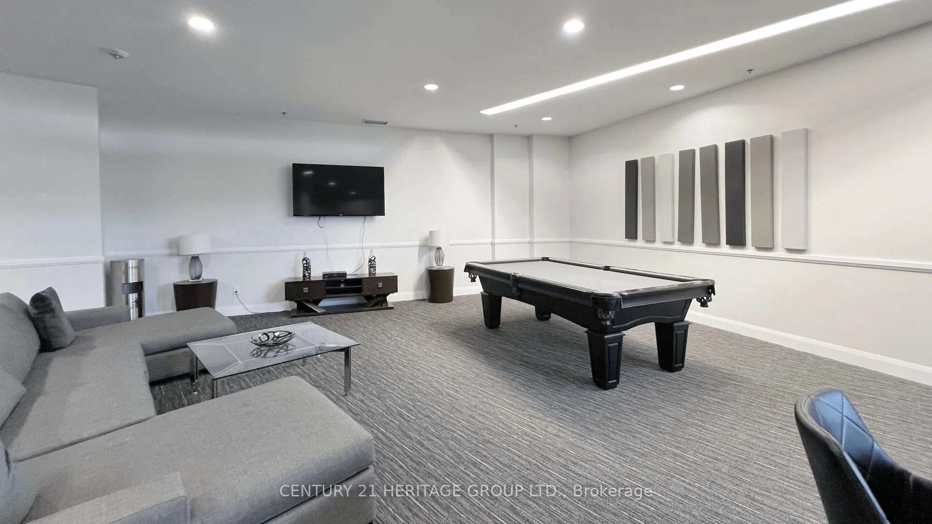 2910 Highway 7 Road W, #405