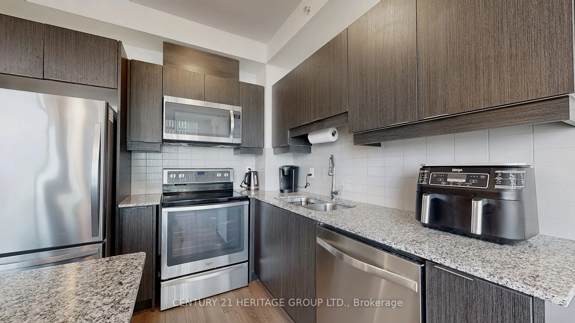 2910 Highway 7 Road W, #405