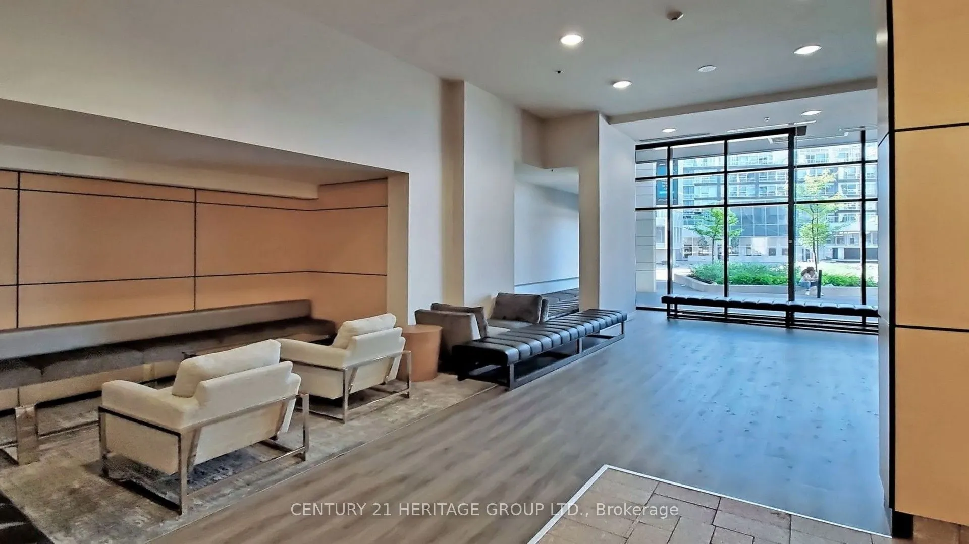 2910 Highway 7 Road W, #405