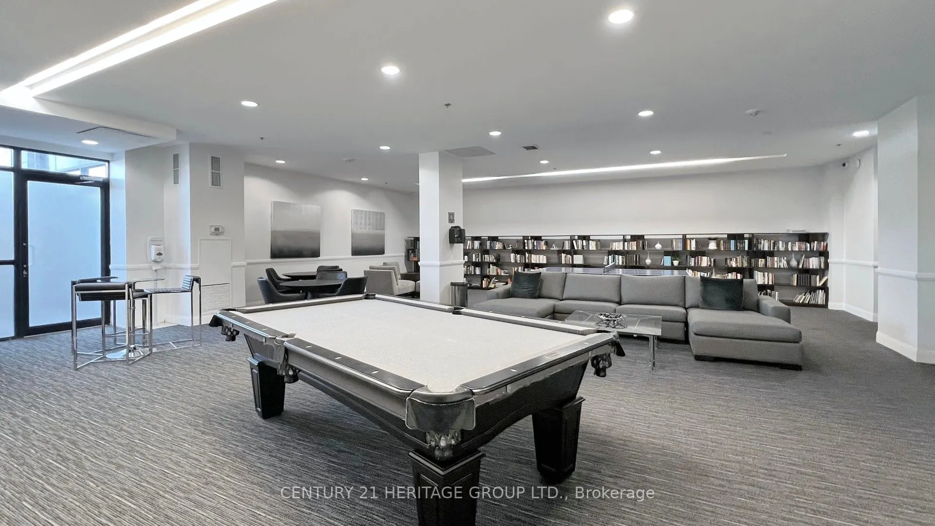 2910 Highway 7 Road W, #405